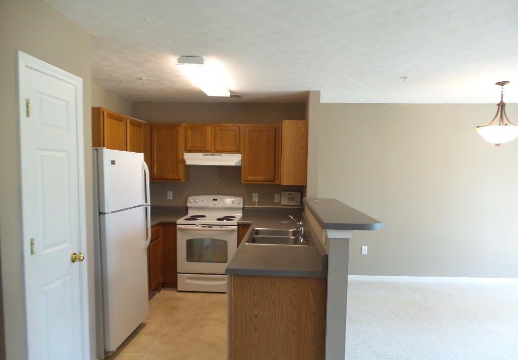 ROLLING PINES - Residential