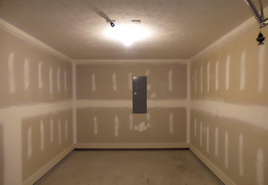 ROLLING PINES - Residential