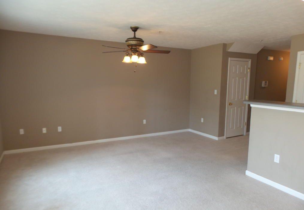 ROLLING PINES - Residential