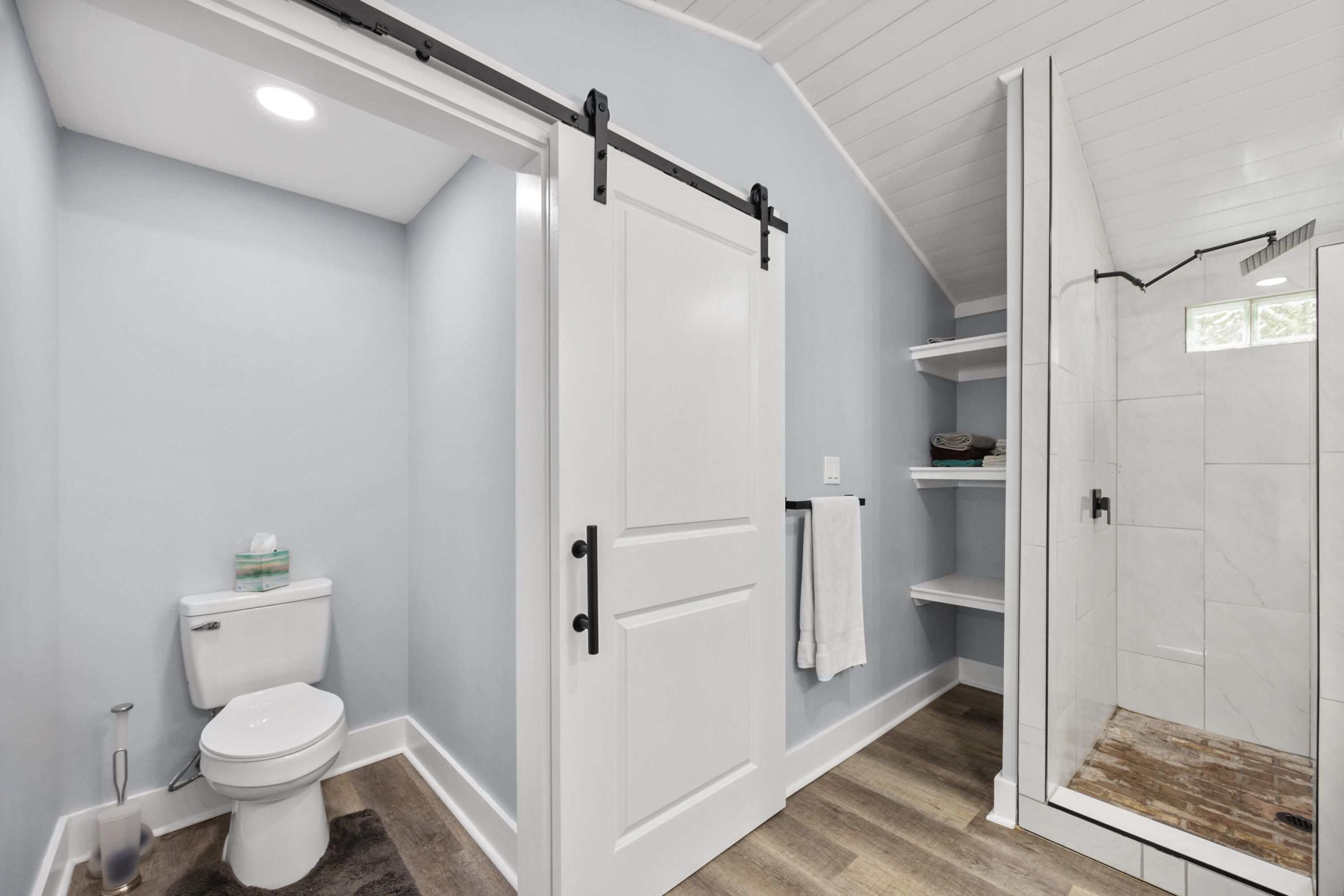 CRESTVIEW - Residential