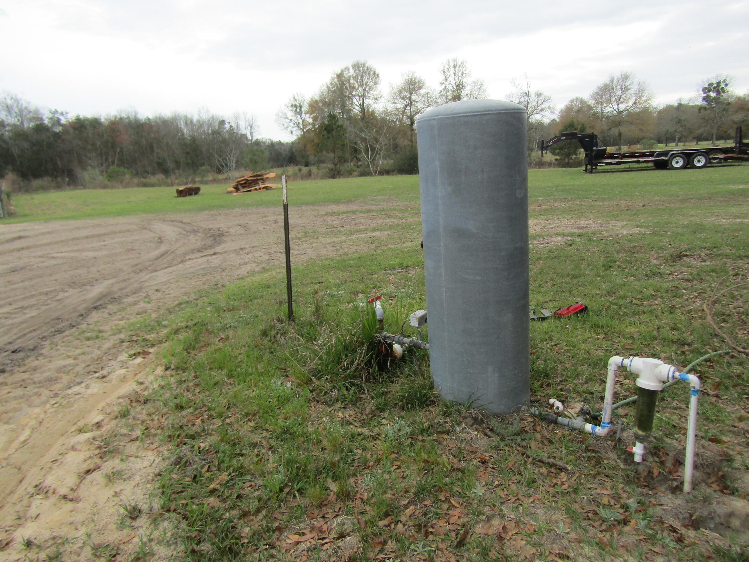 METES & BOUNDS - Farm