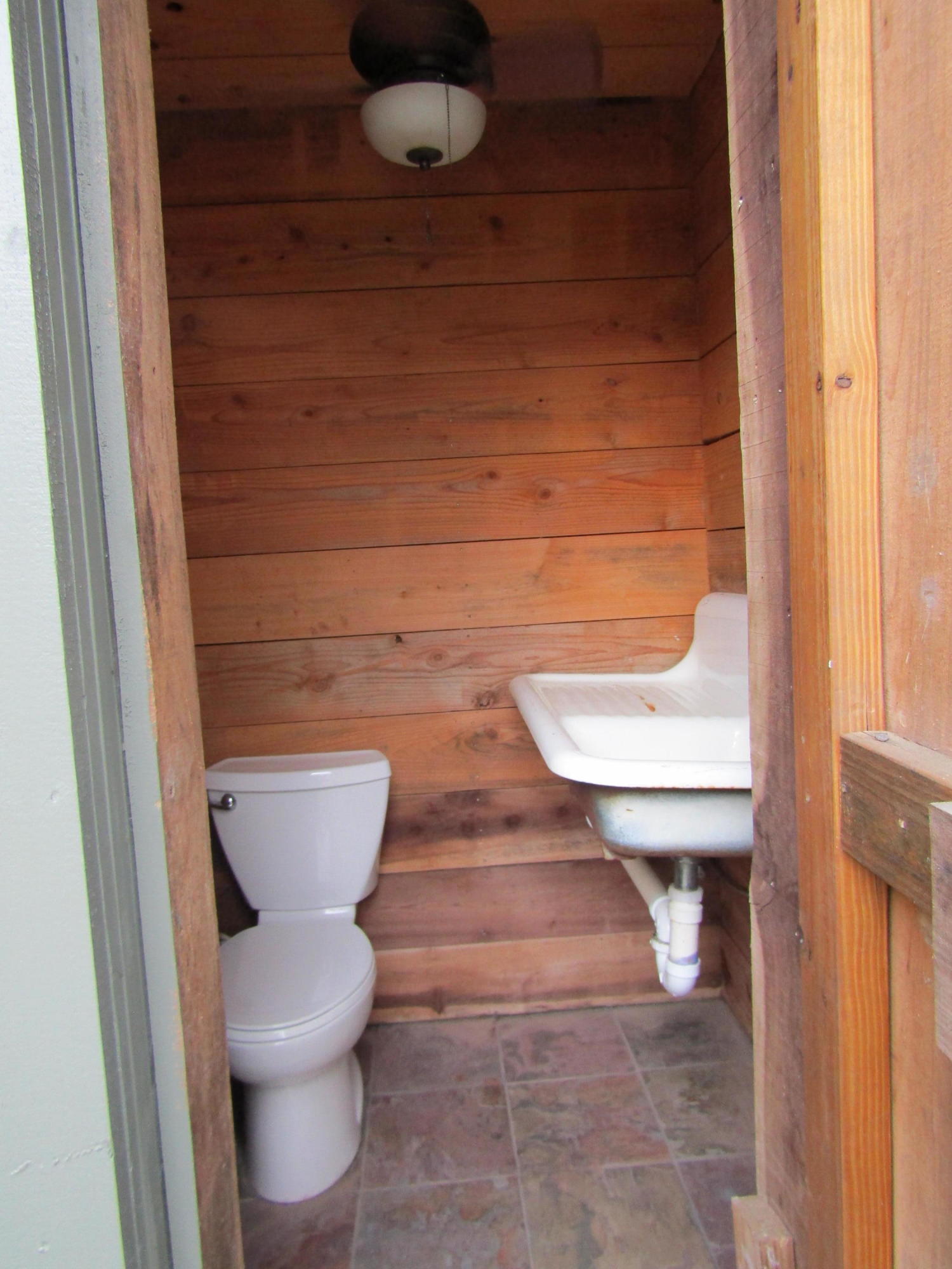 METES & BOUNDS - Farm