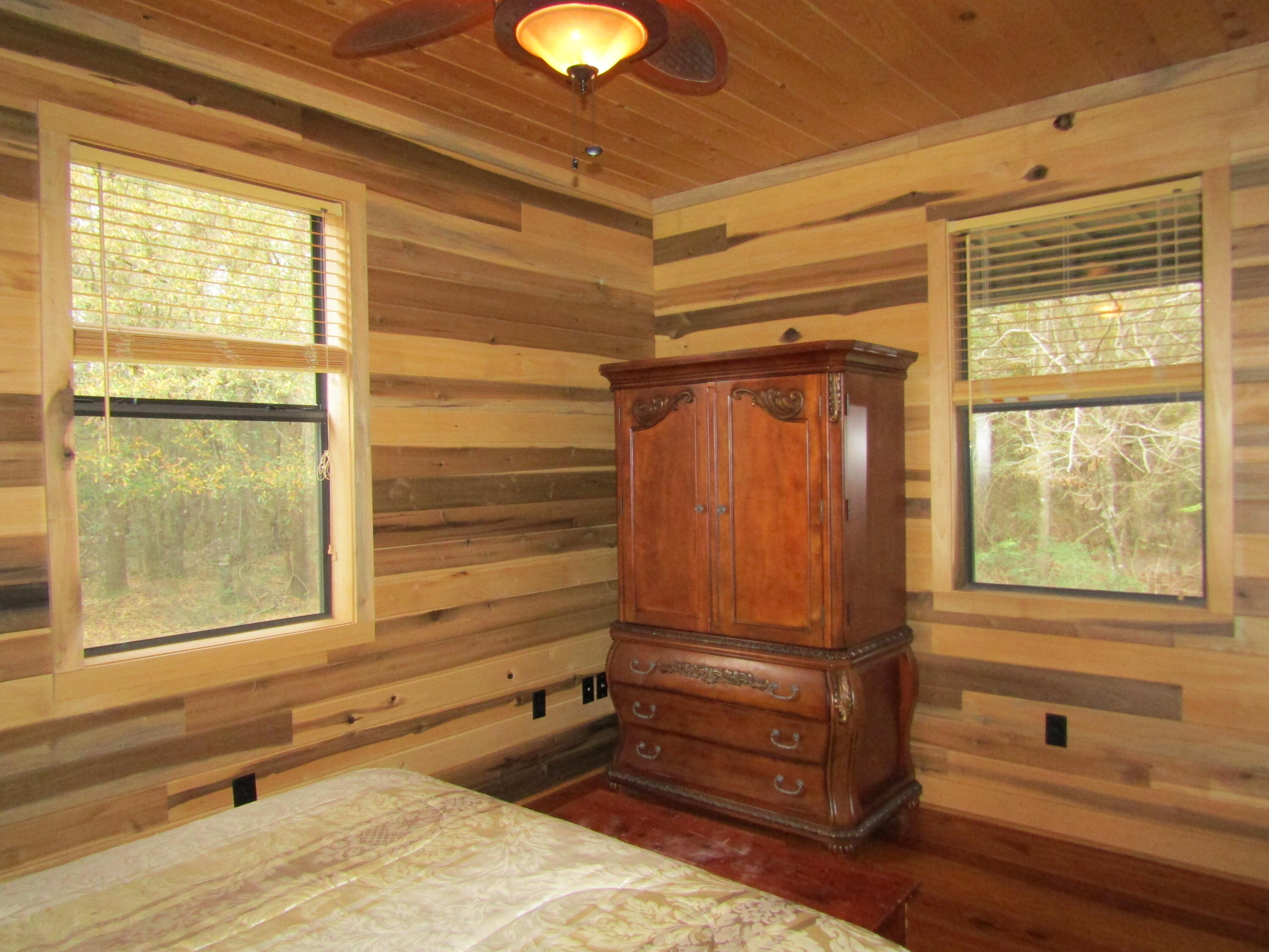 METES & BOUNDS - Farm