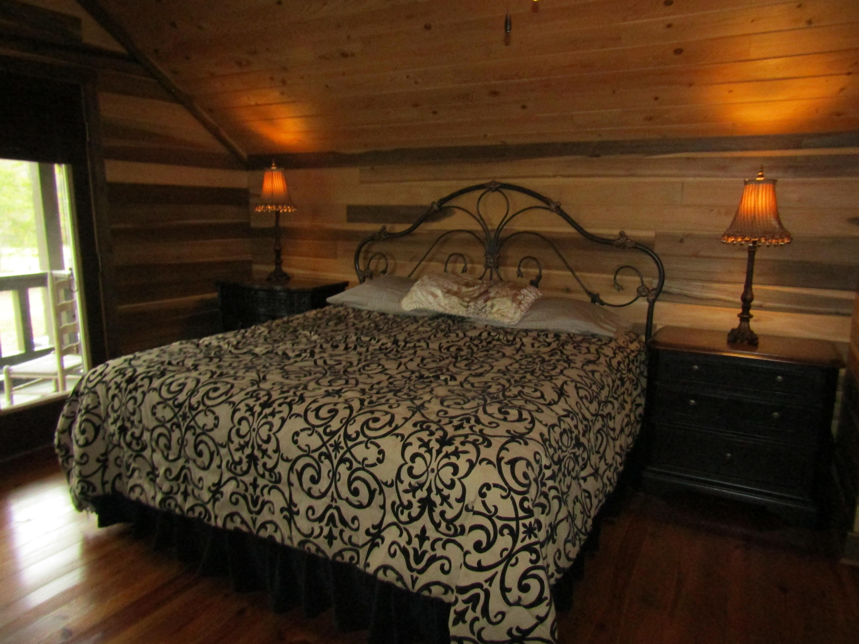 METES & BOUNDS - Farm