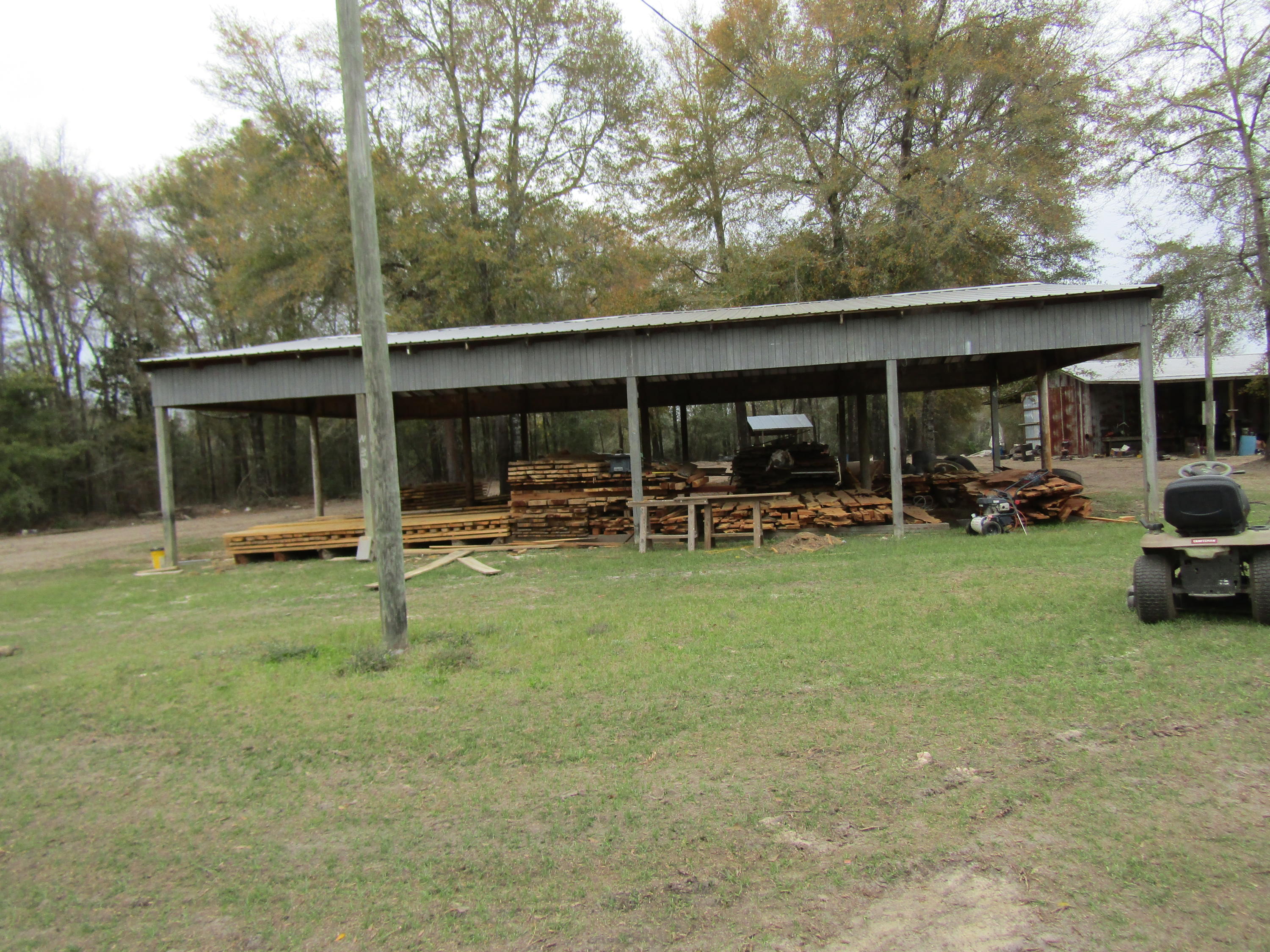 METES & BOUNDS - Farm