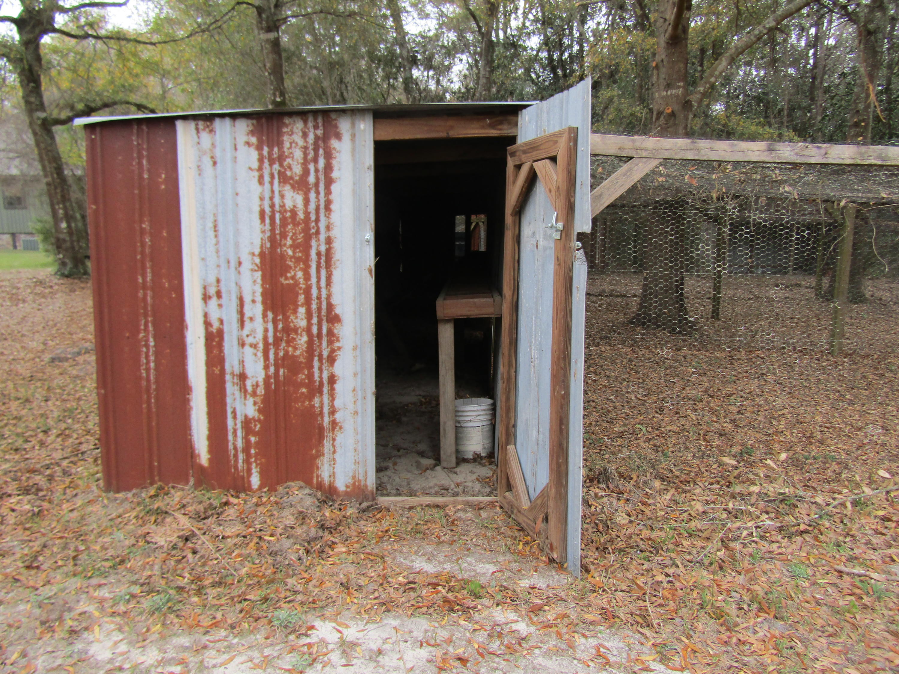 METES & BOUNDS - Farm