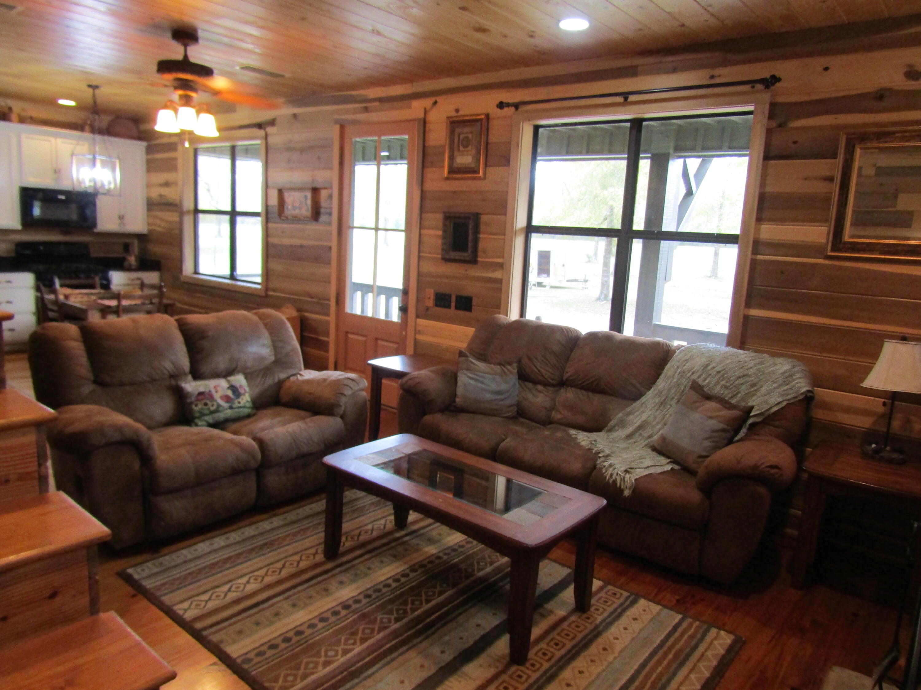 METES & BOUNDS - Farm