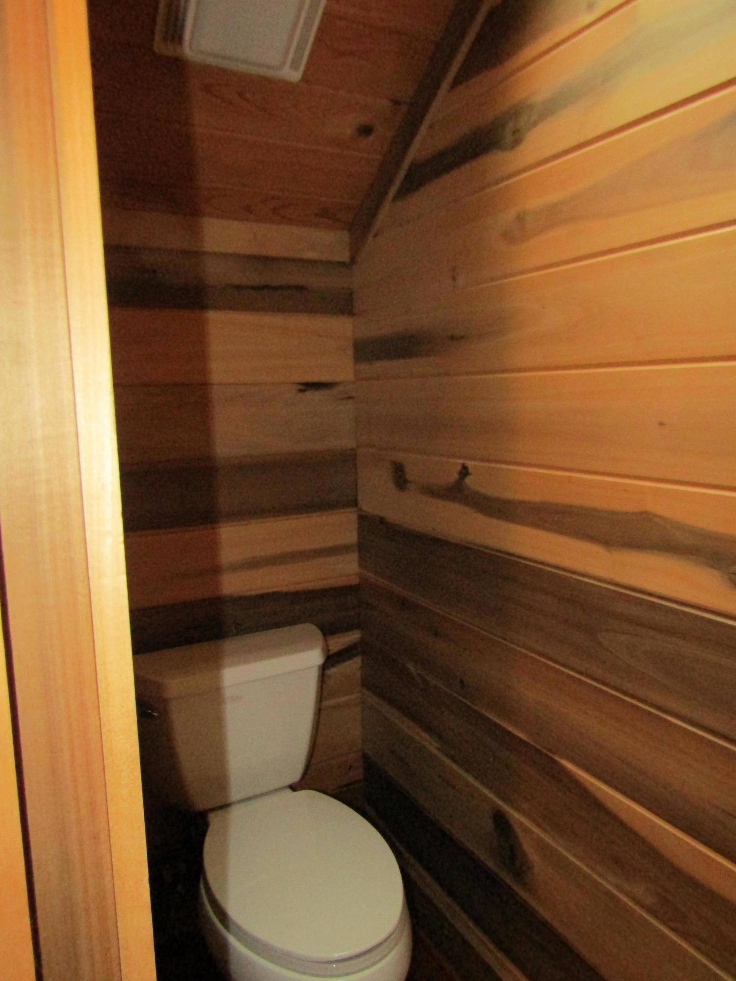 METES & BOUNDS - Farm