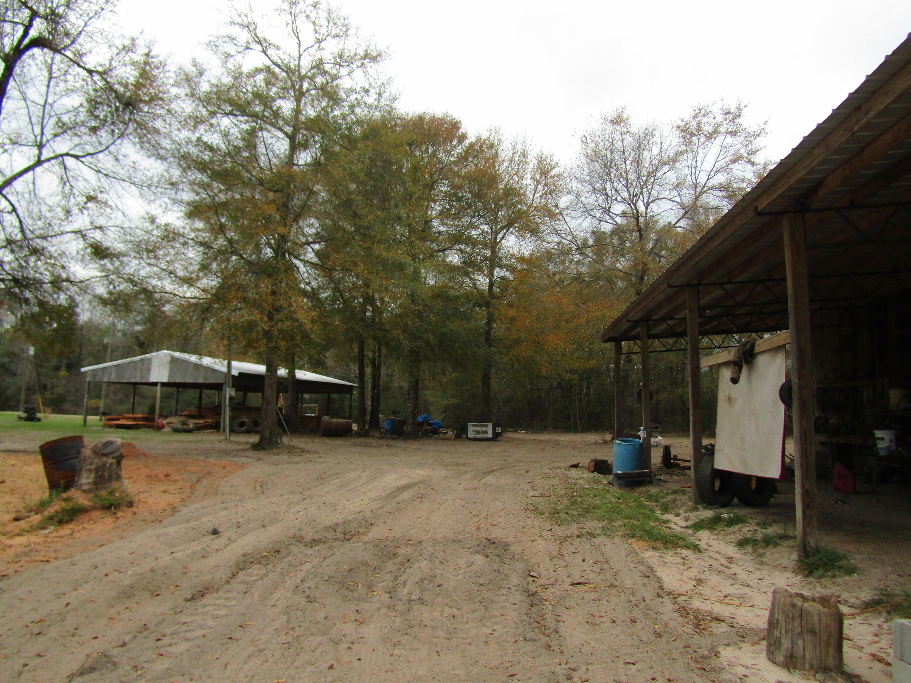 METES & BOUNDS - Farm