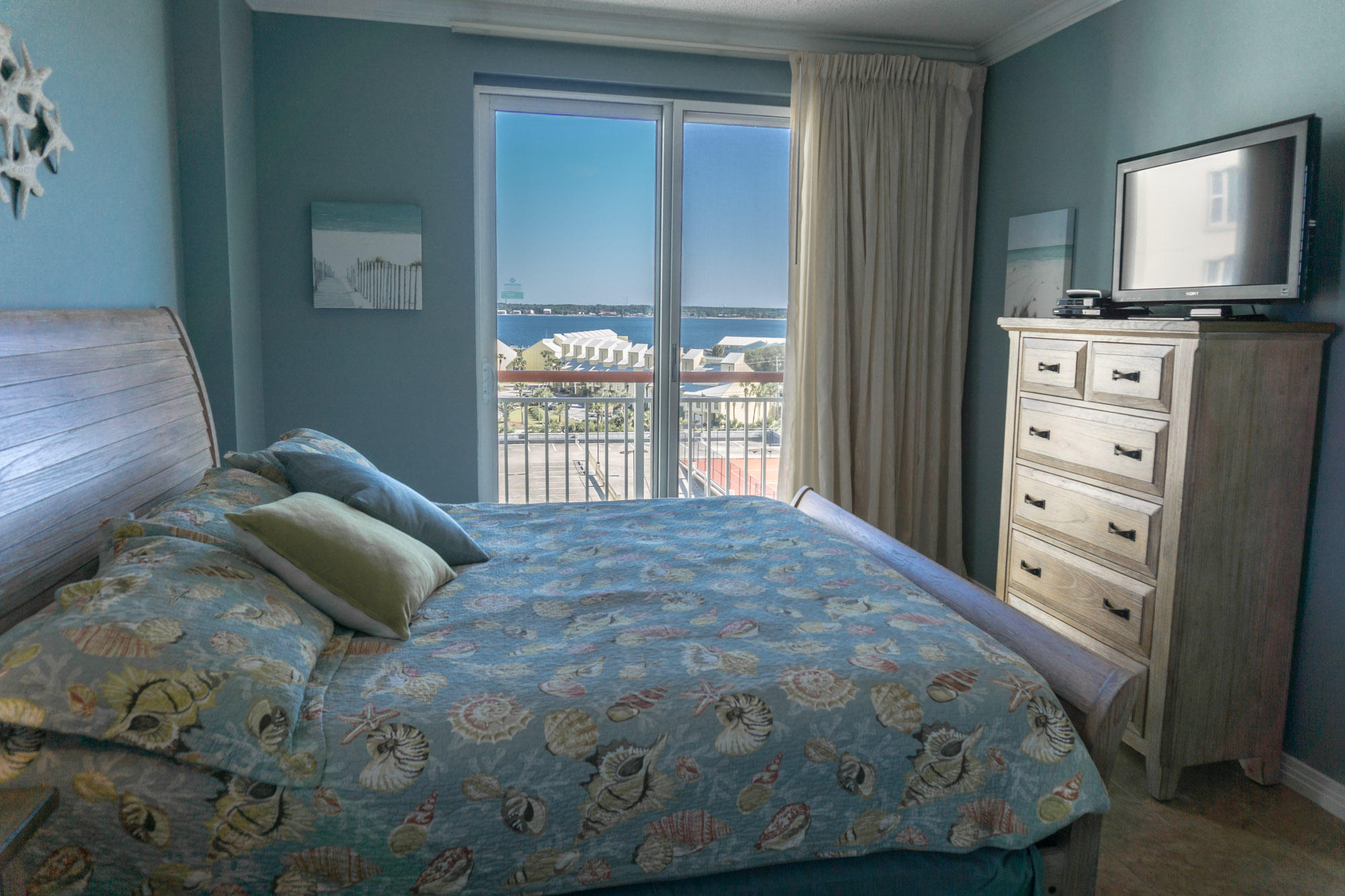 BEACH COLONY RESORT - Residential