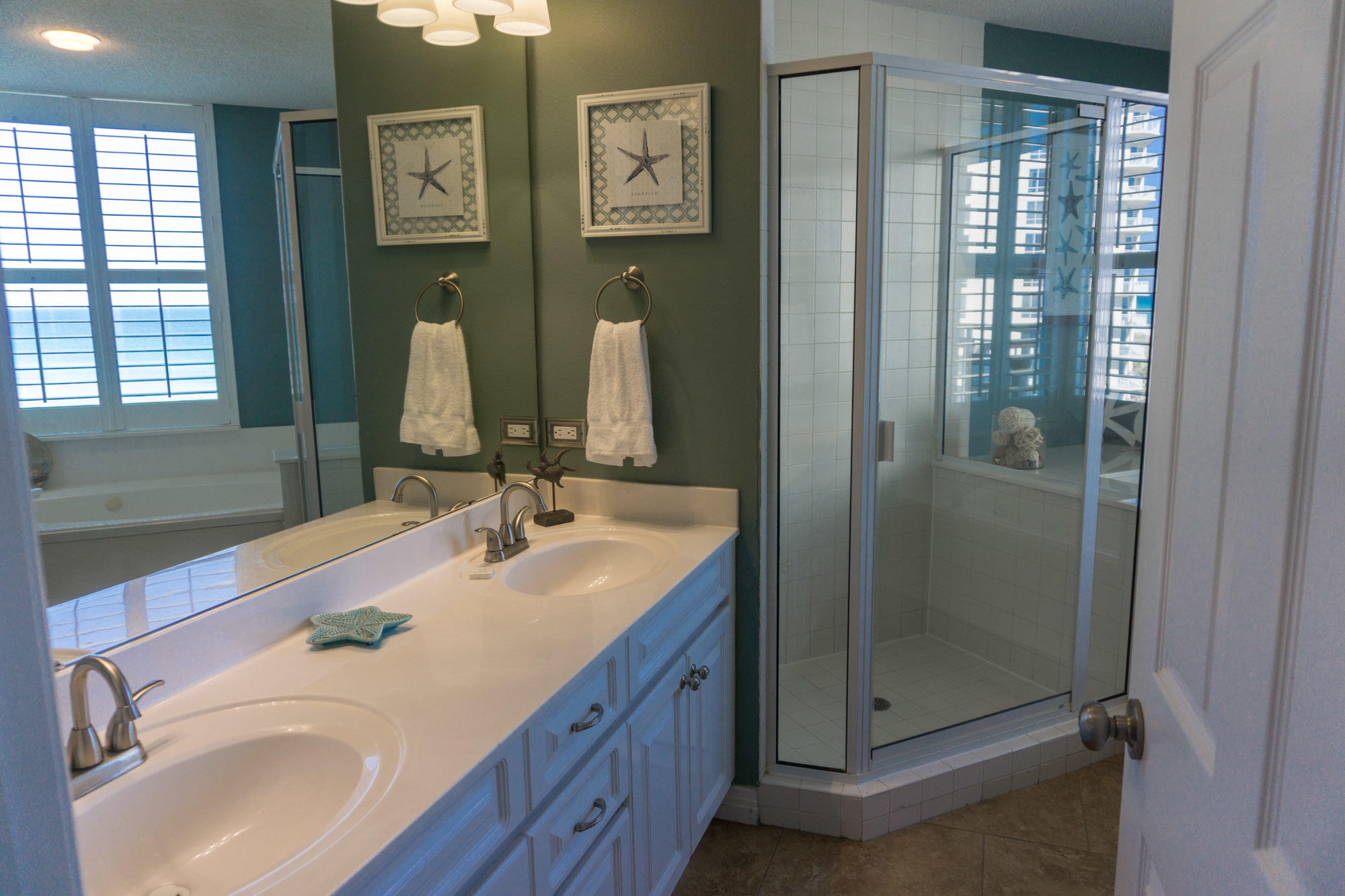 BEACH COLONY RESORT - Residential