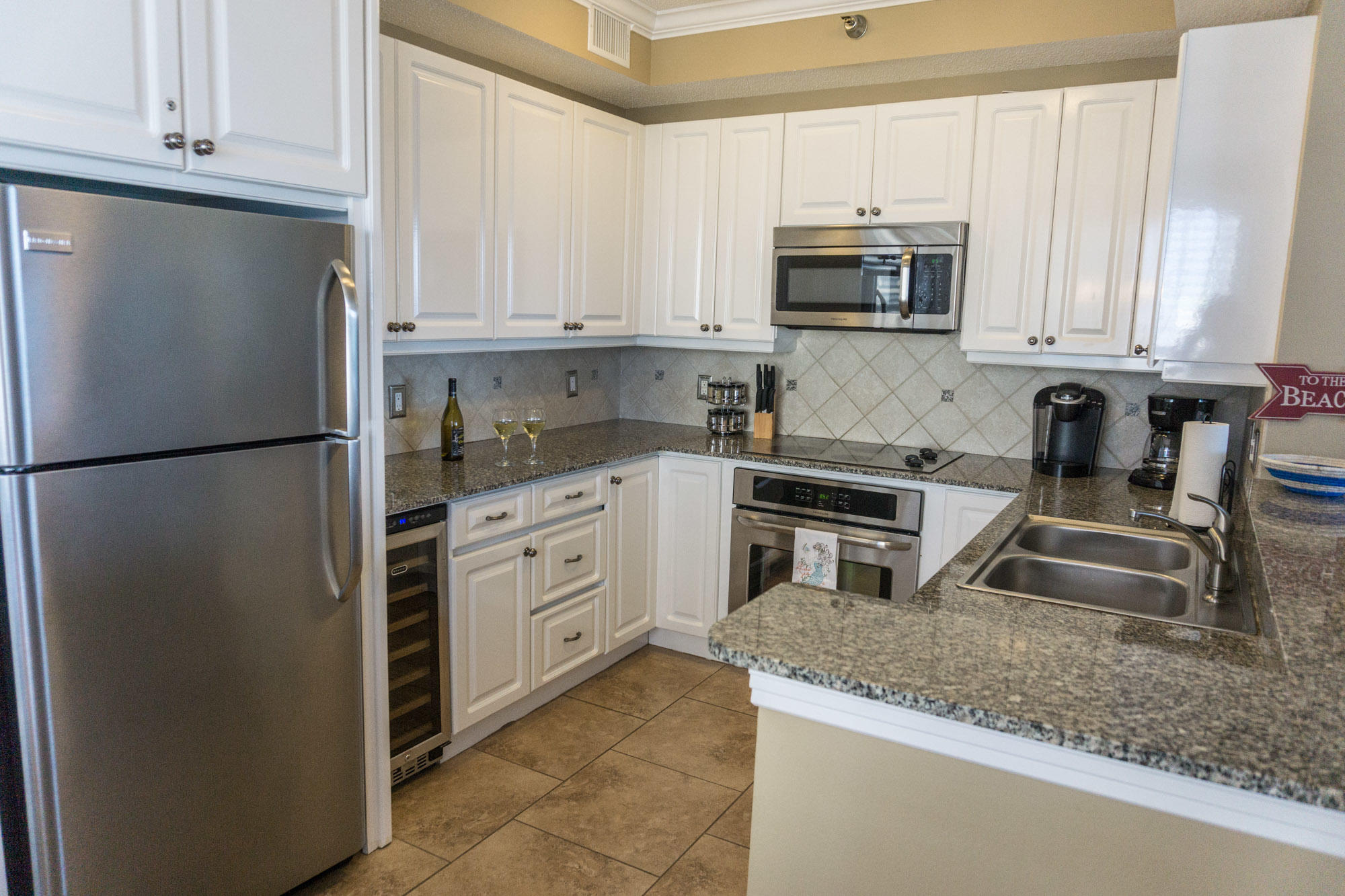 BEACH COLONY RESORT - Residential