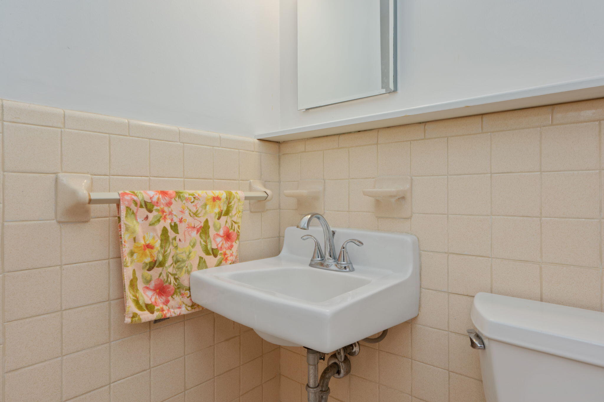 COLONY ESTATES 2ND ADDN - Residential