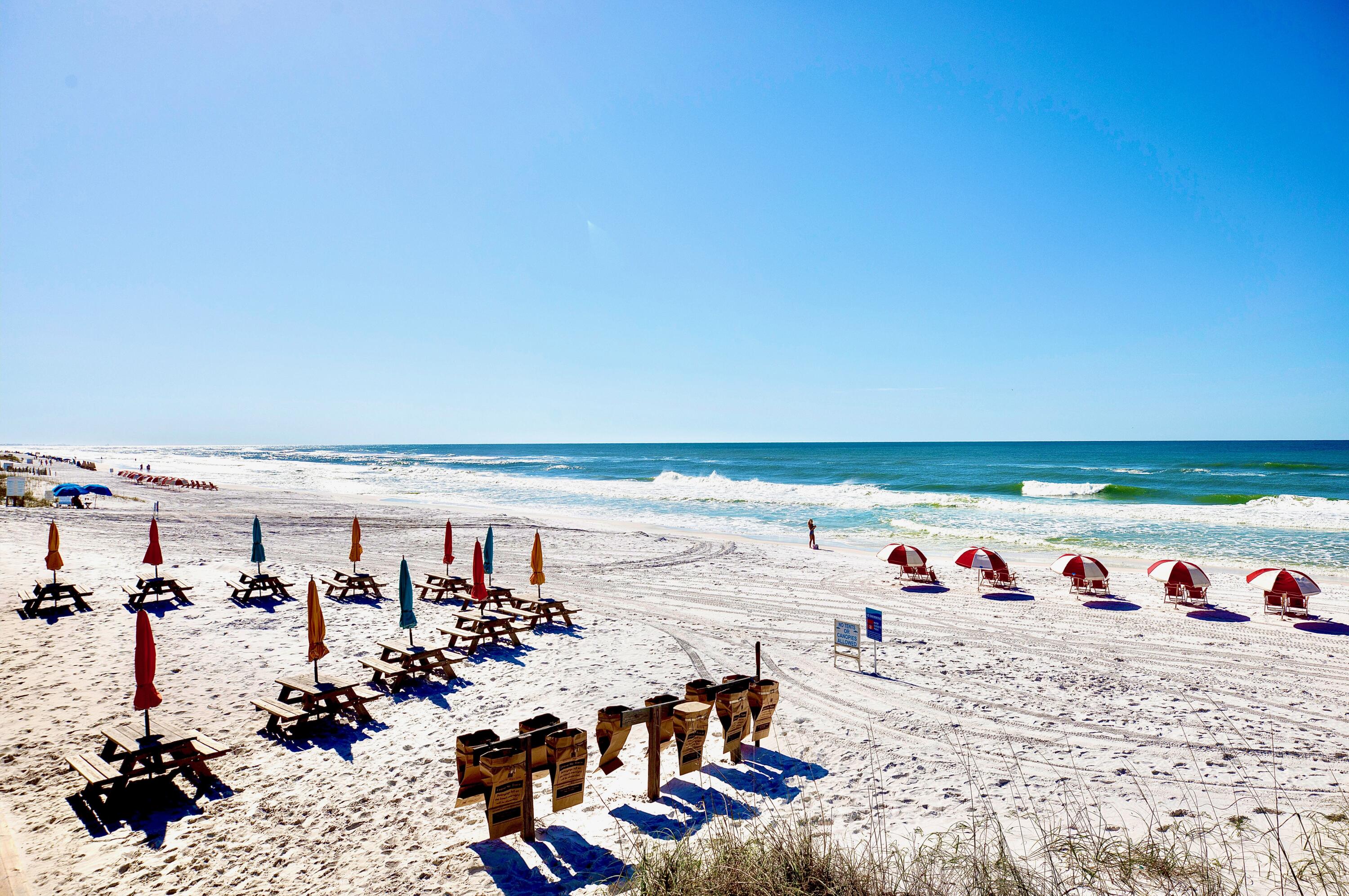 TRADEWIND CONDOS - Residential