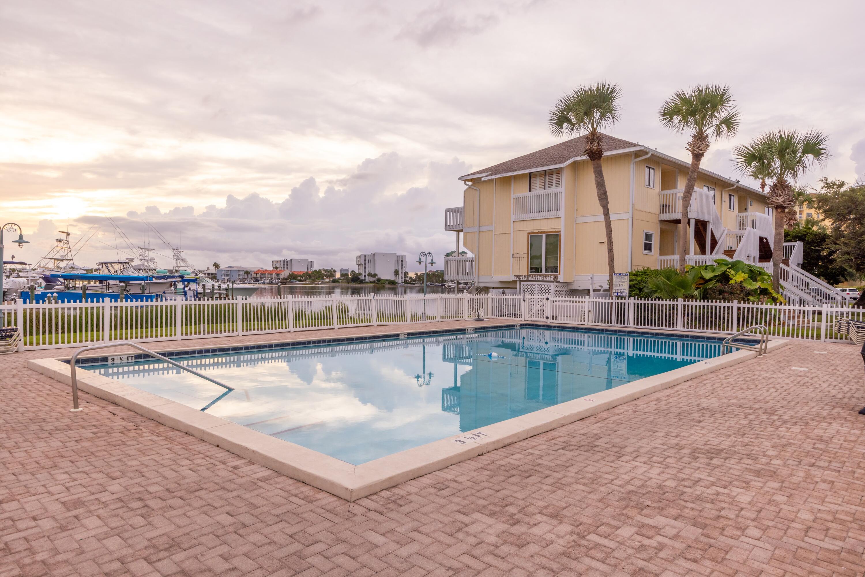 SANDPIPER COVE PH 01 - Residential
