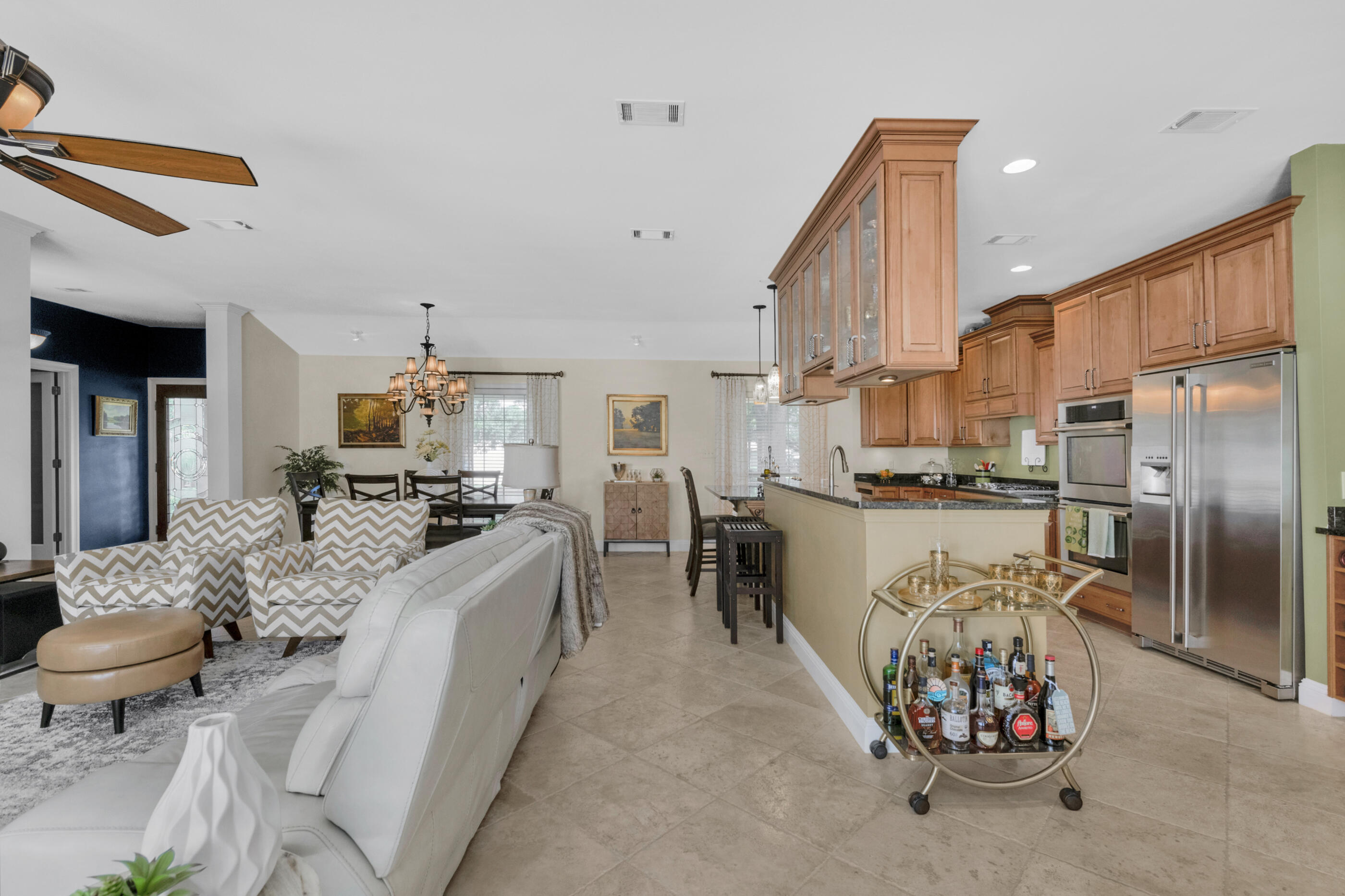 LAKE LORRAINE ESTATE - Residential