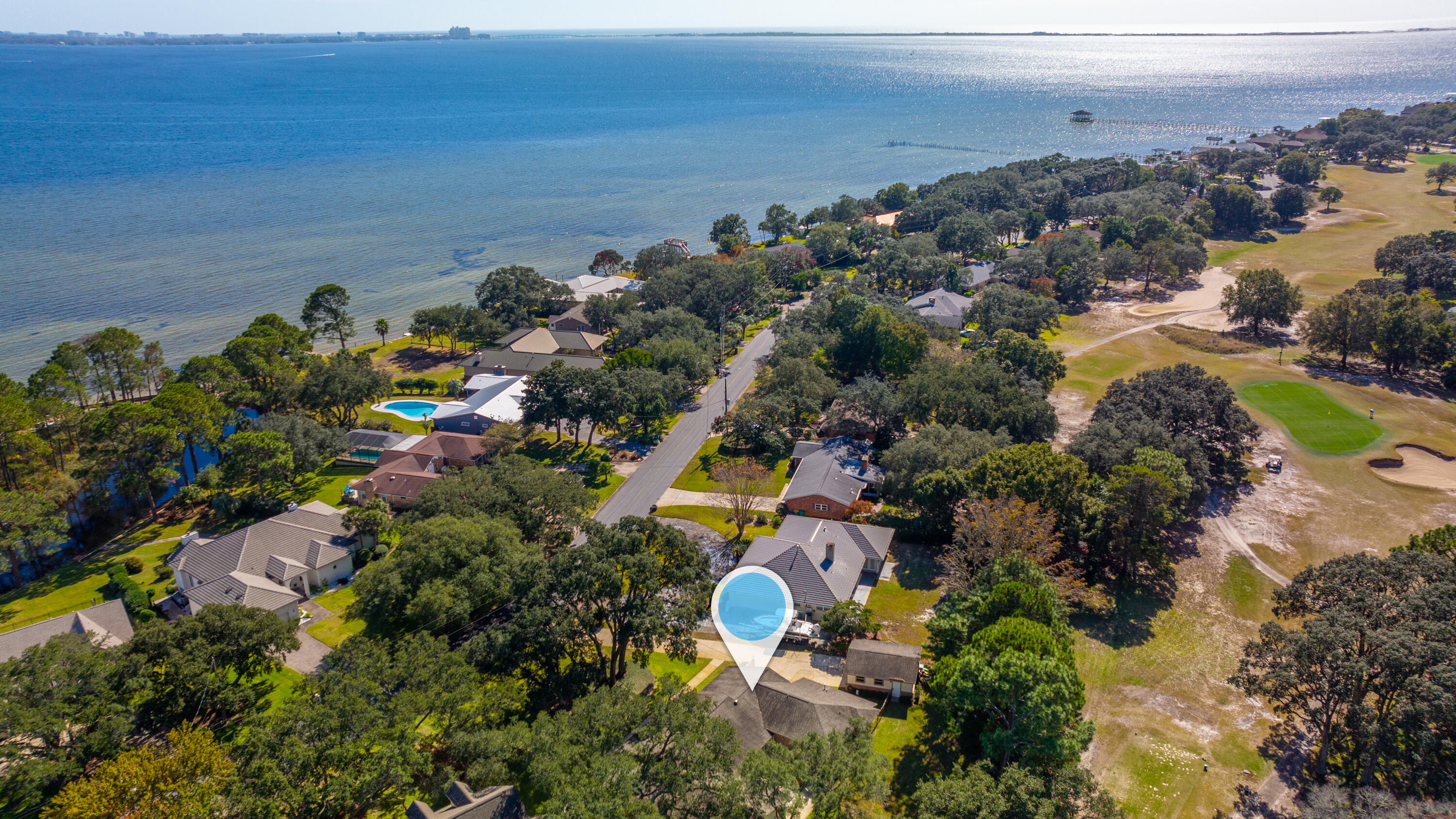 LAKE LORRAINE ESTATE - Residential