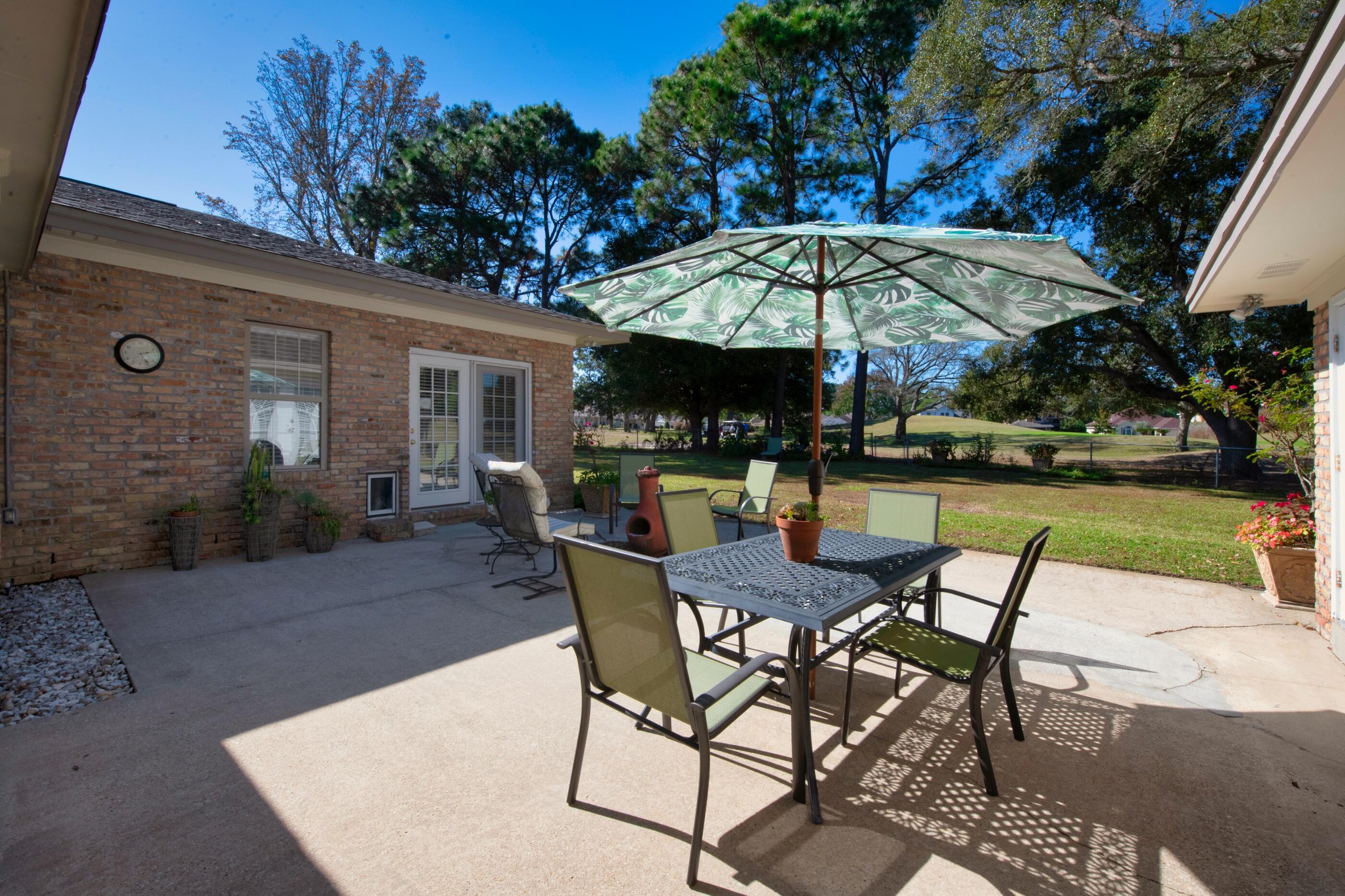 LAKE LORRAINE ESTATE - Residential