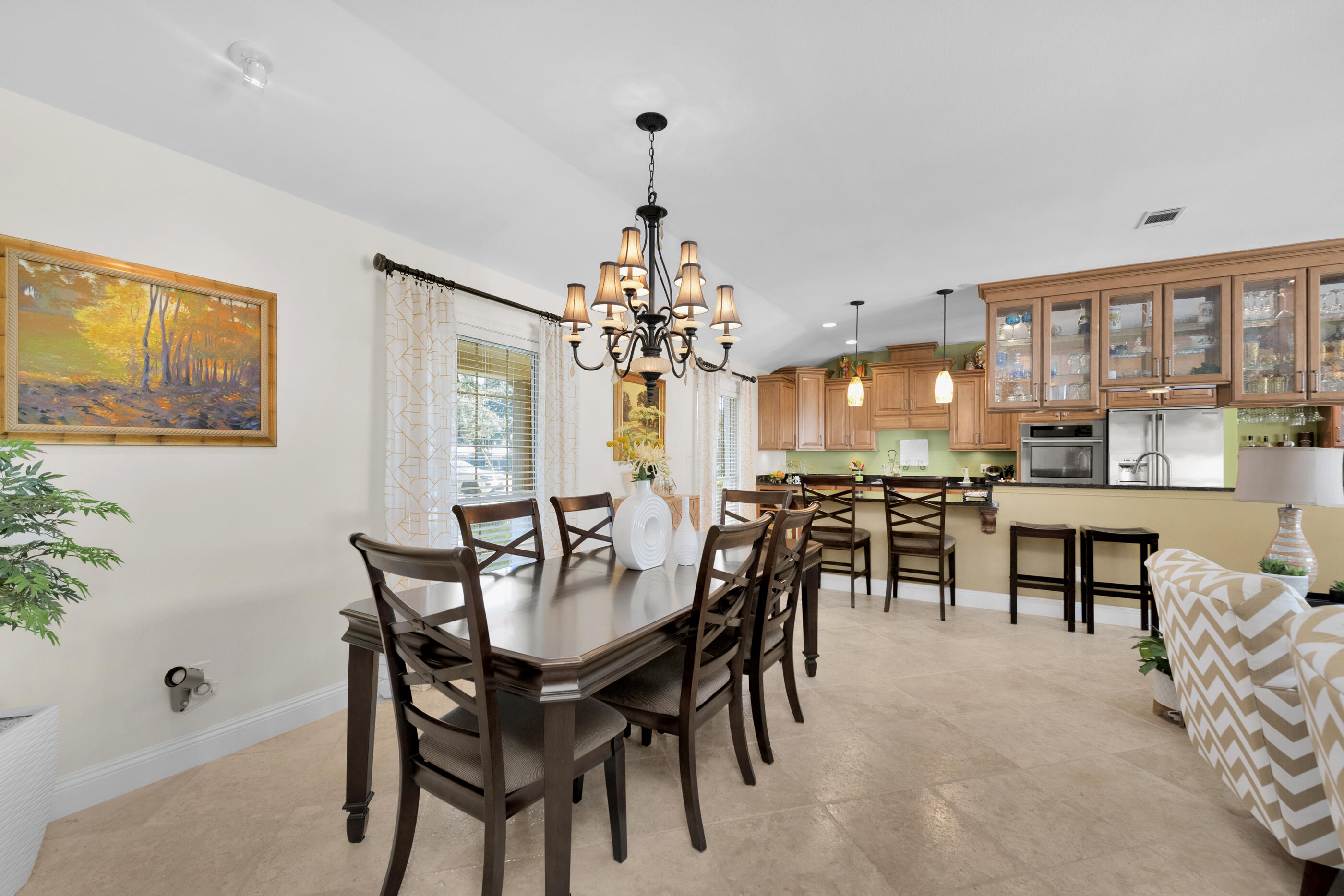 LAKE LORRAINE ESTATE - Residential