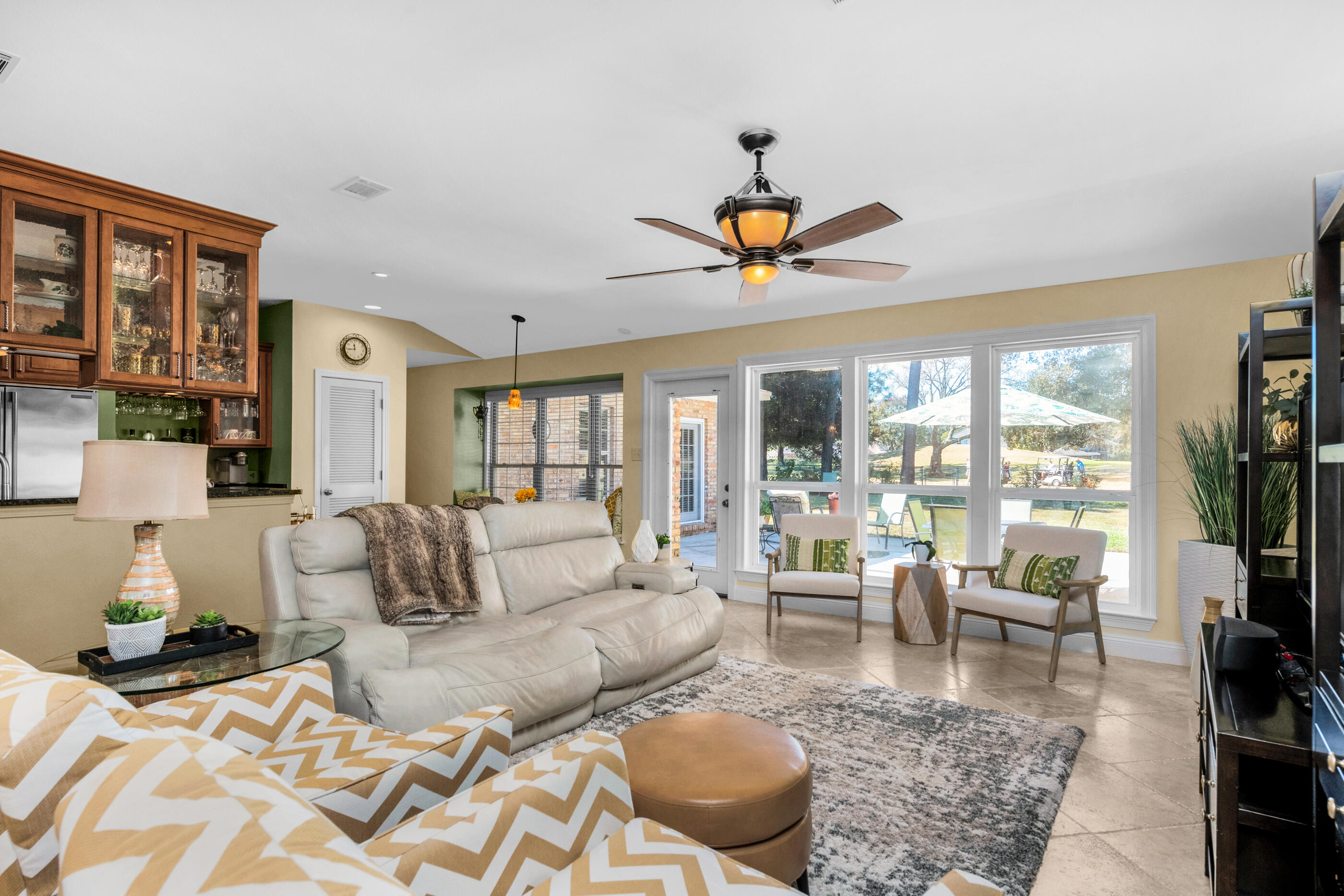 LAKE LORRAINE ESTATE - Residential