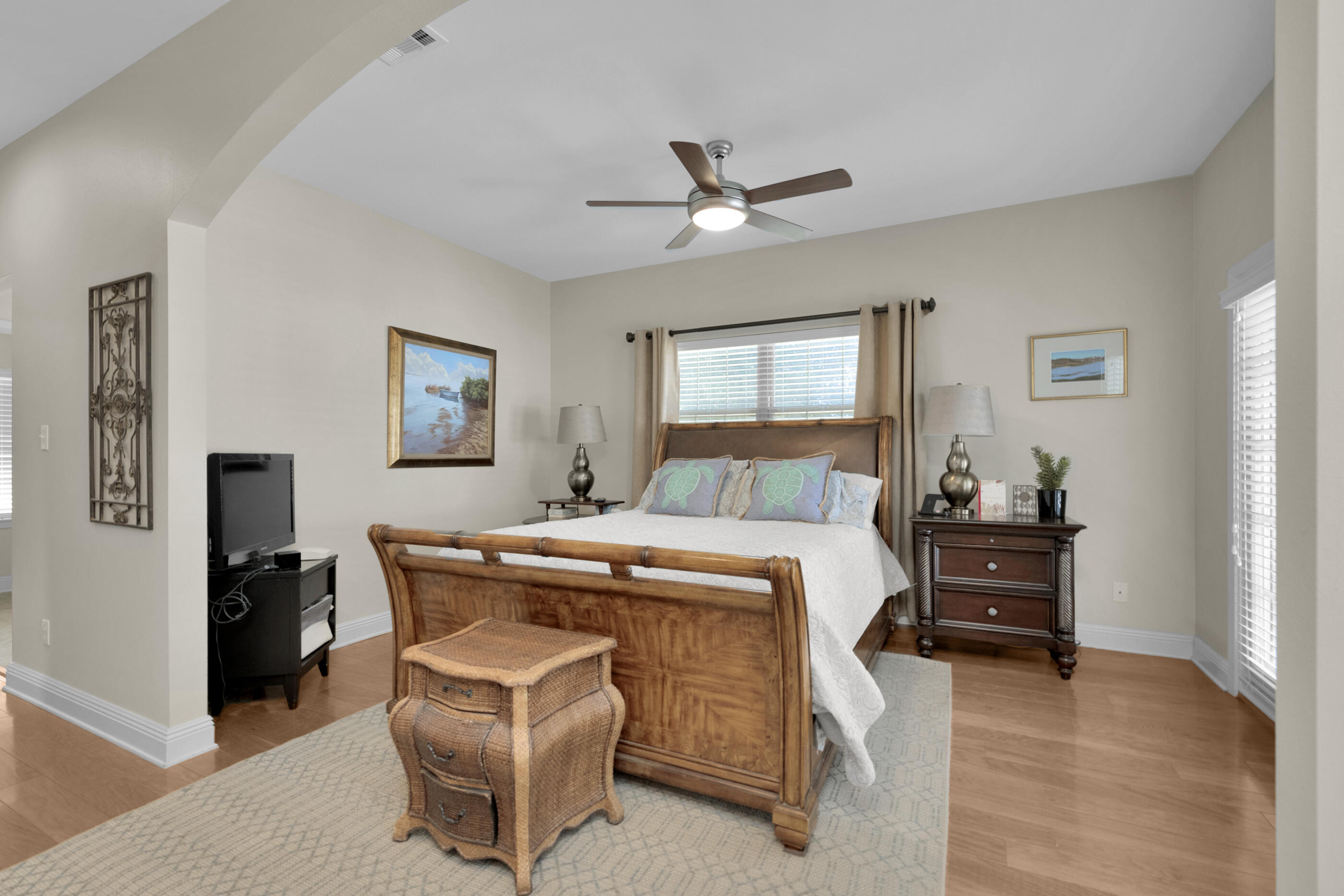 LAKE LORRAINE ESTATE - Residential