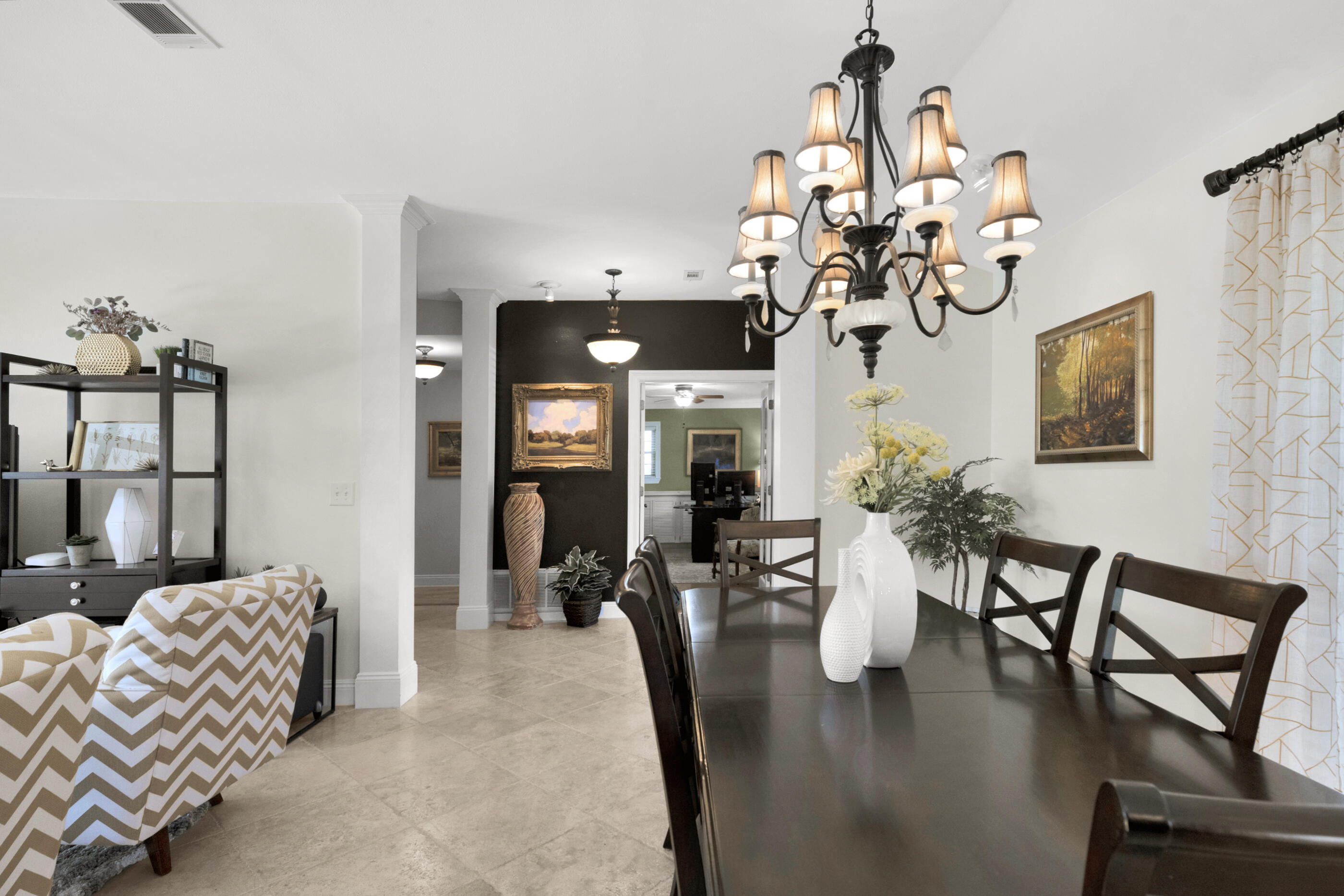 LAKE LORRAINE ESTATE - Residential