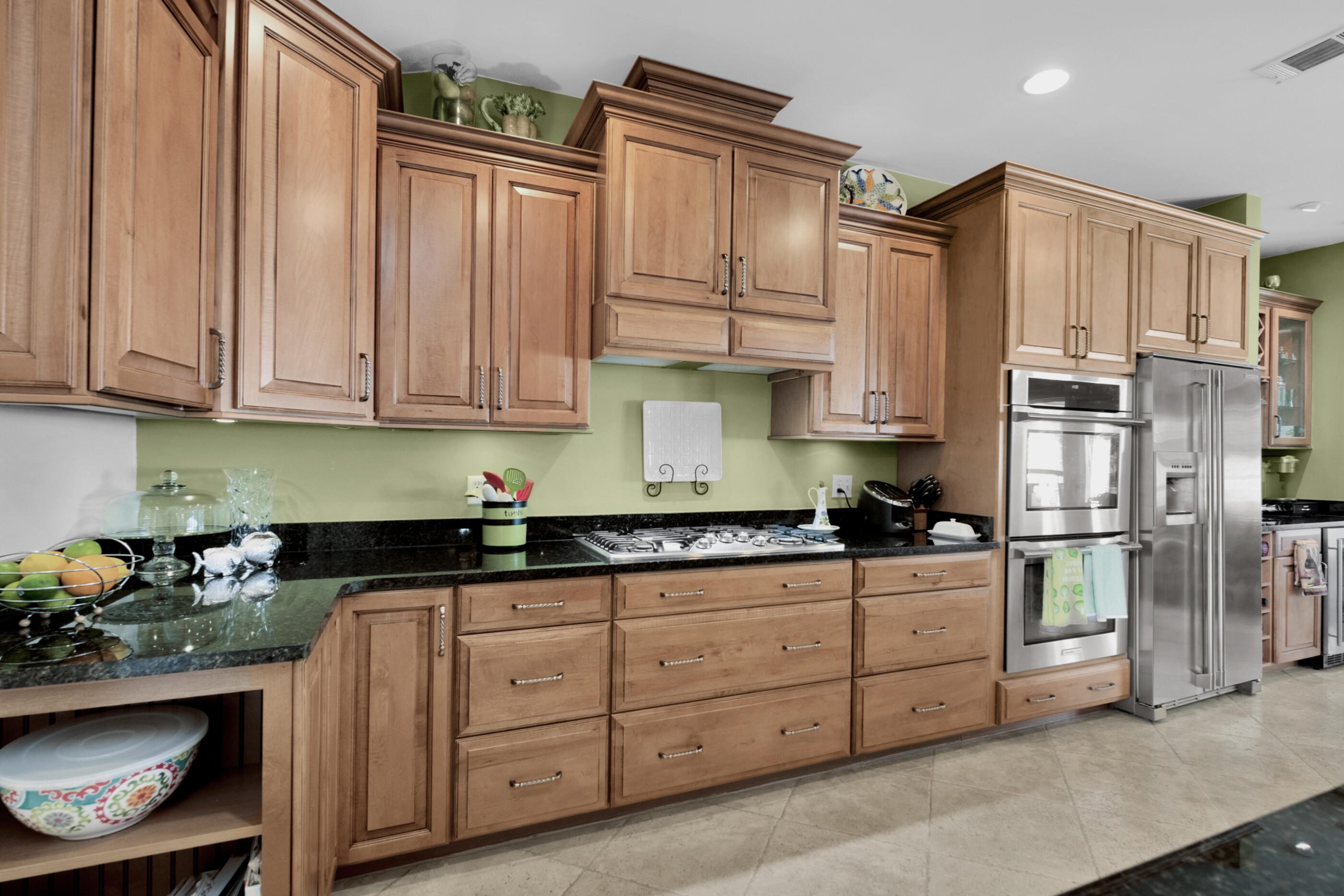 LAKE LORRAINE ESTATE - Residential