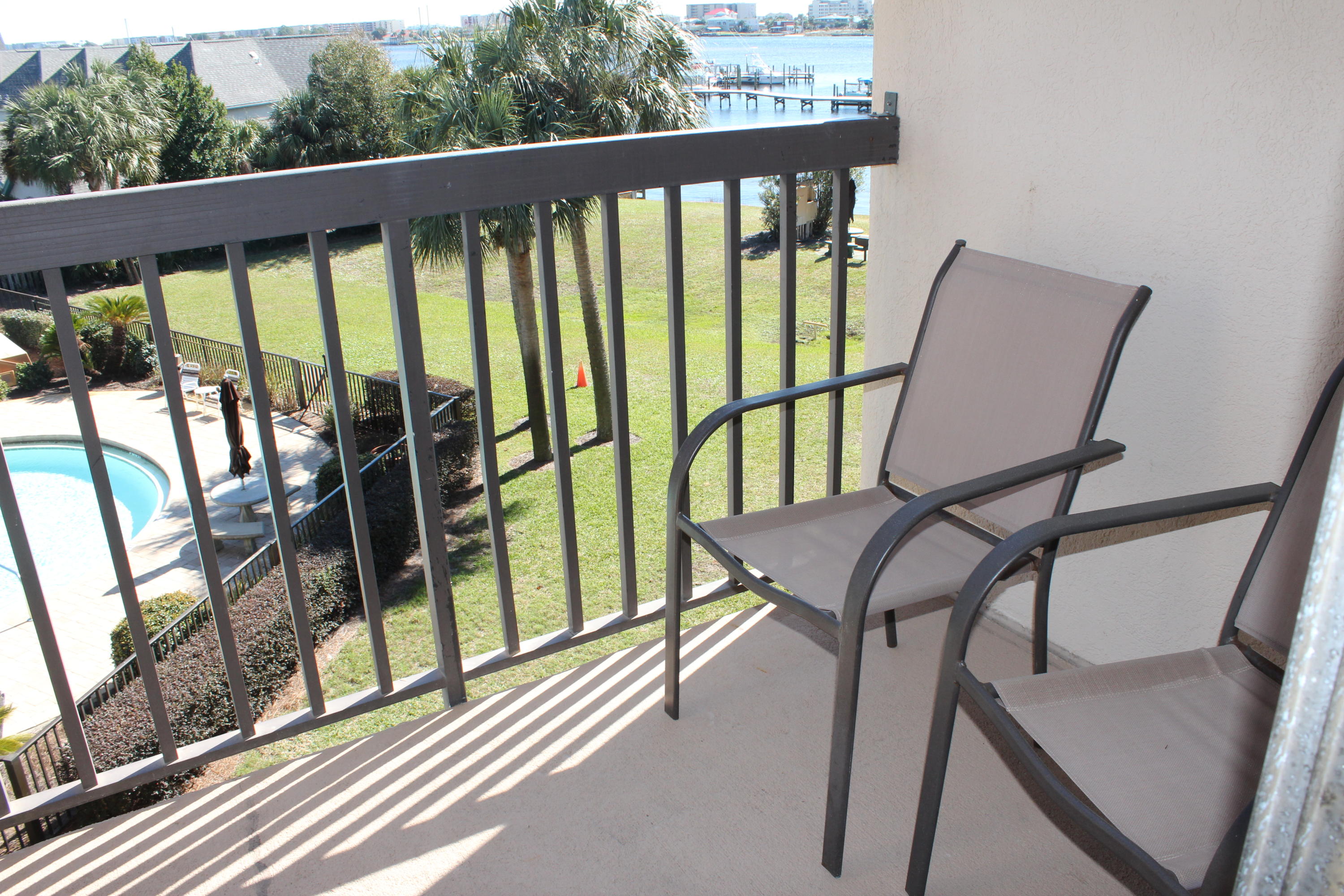 PIRATES BAY PH 1 - Residential