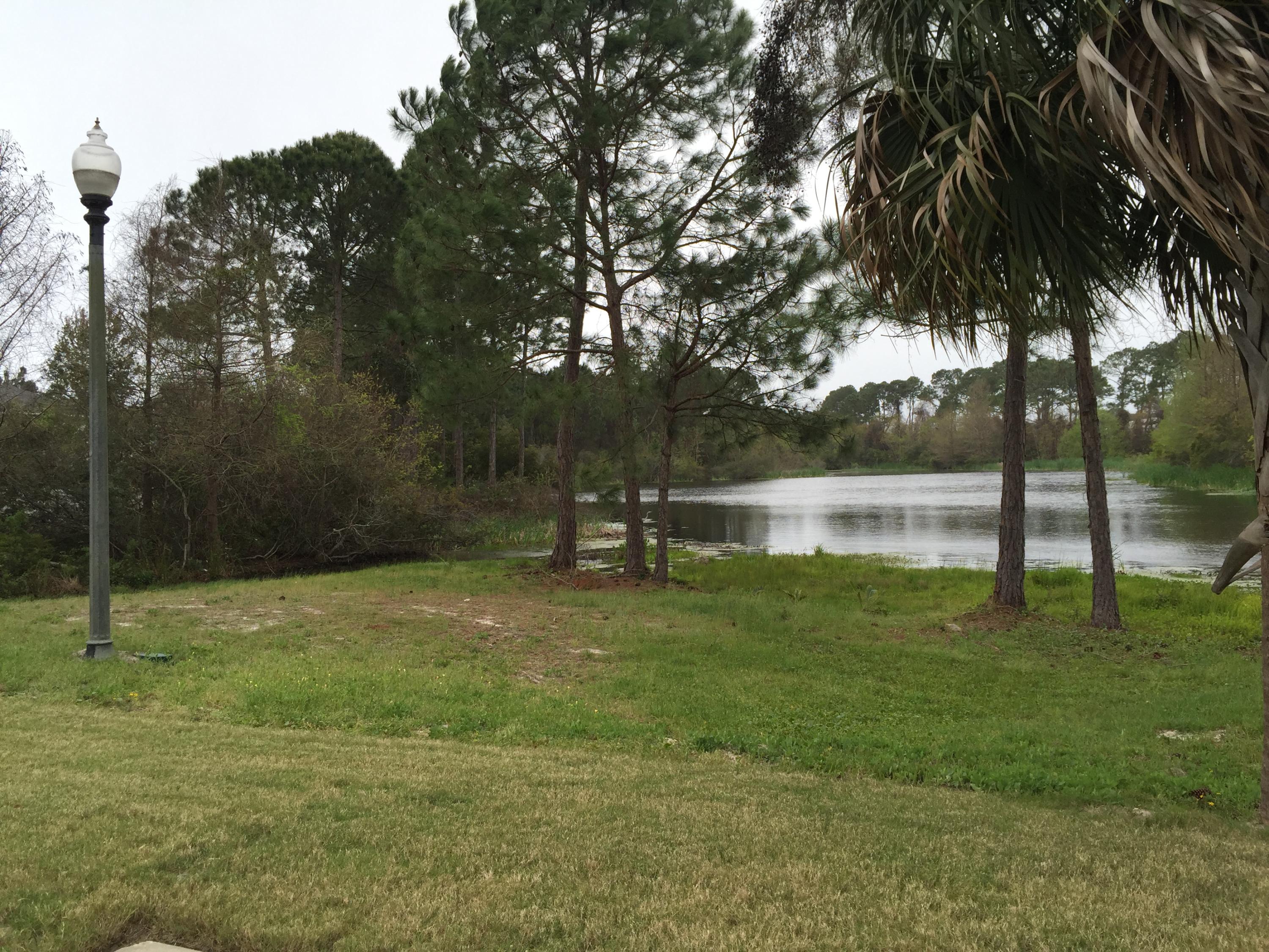 TWIN LAKES ESTATES - Residential