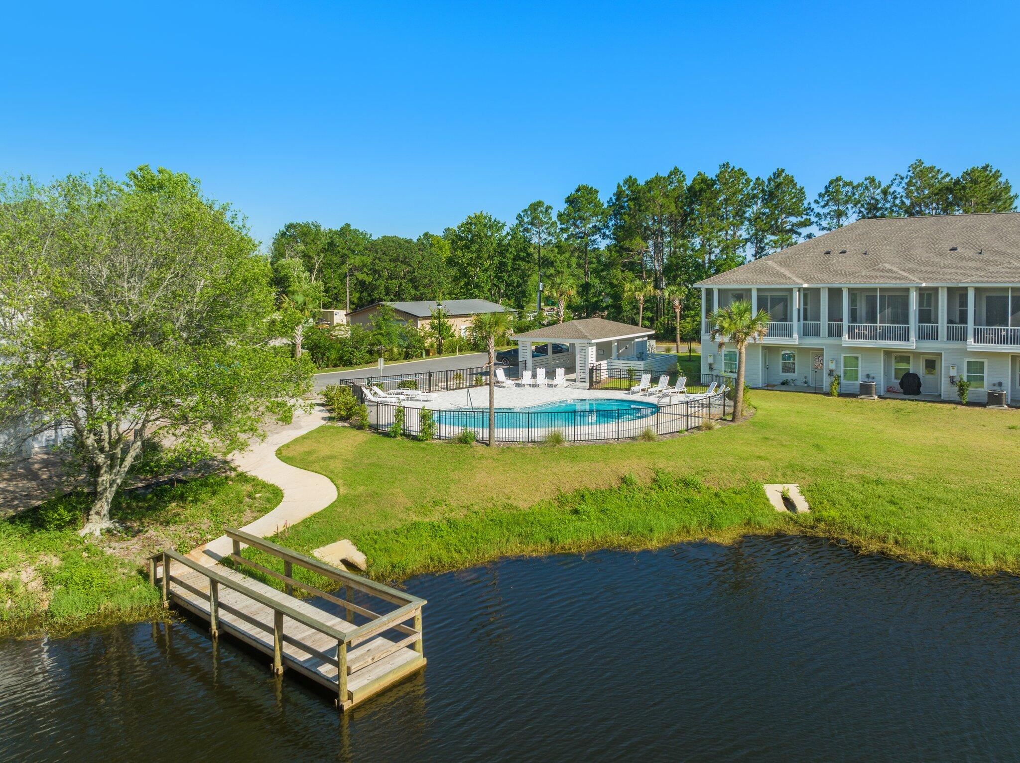 KARA LAKE TOWNHOMES - Residential Lease