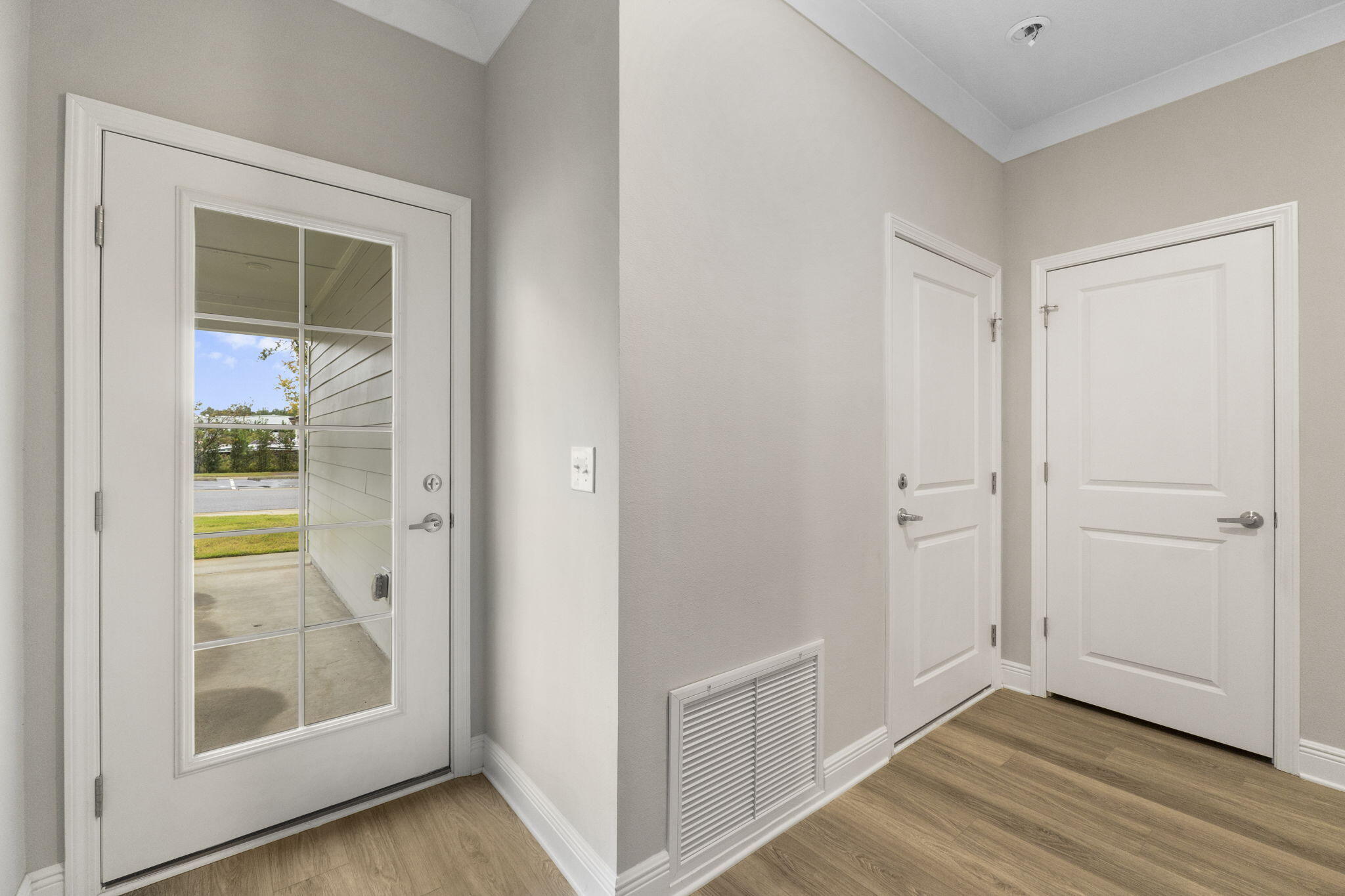 KARA LAKE TOWNHOMES - Residential Lease