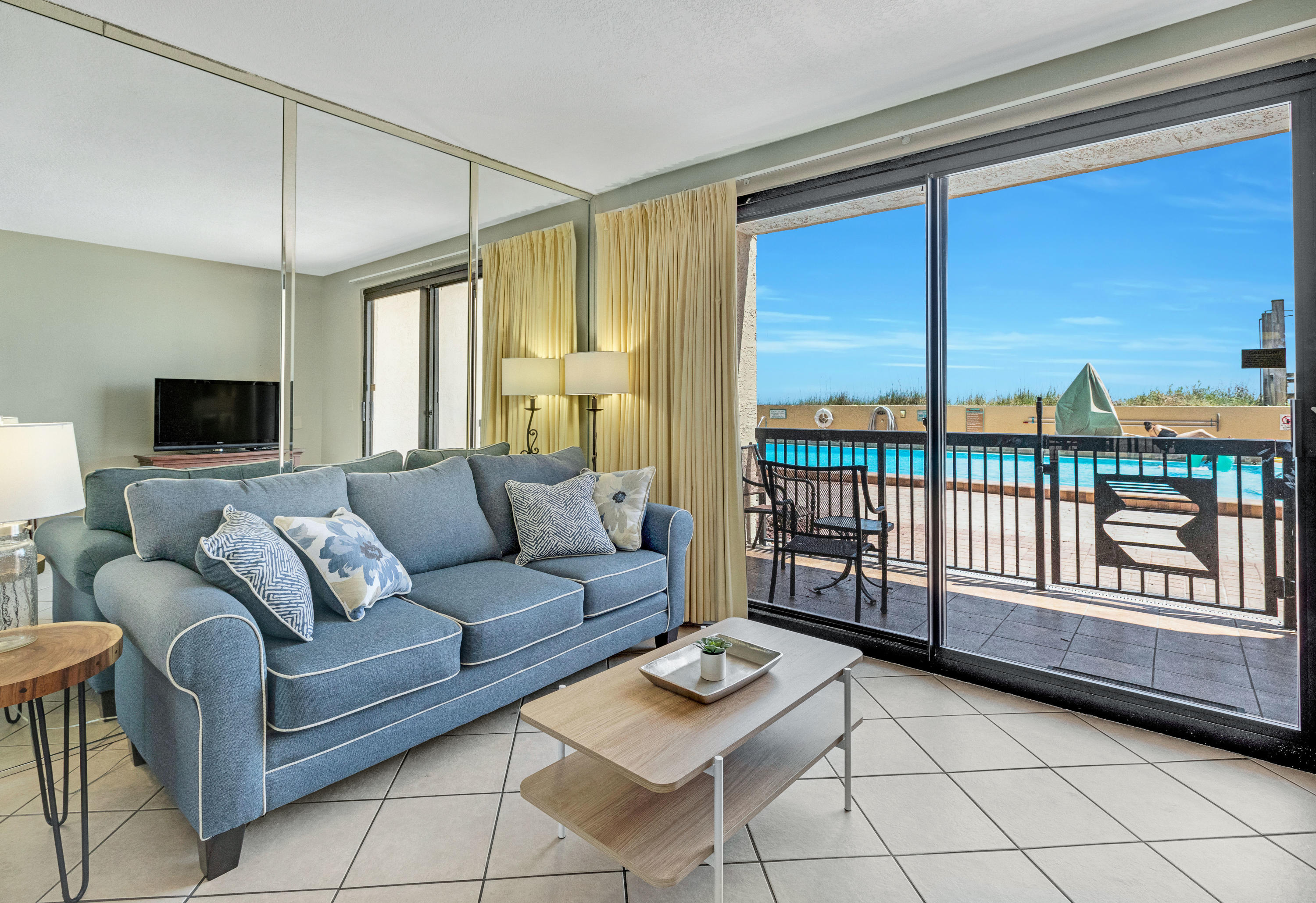 SUNDESTIN INTERNATIONAL CONDO - Residential
