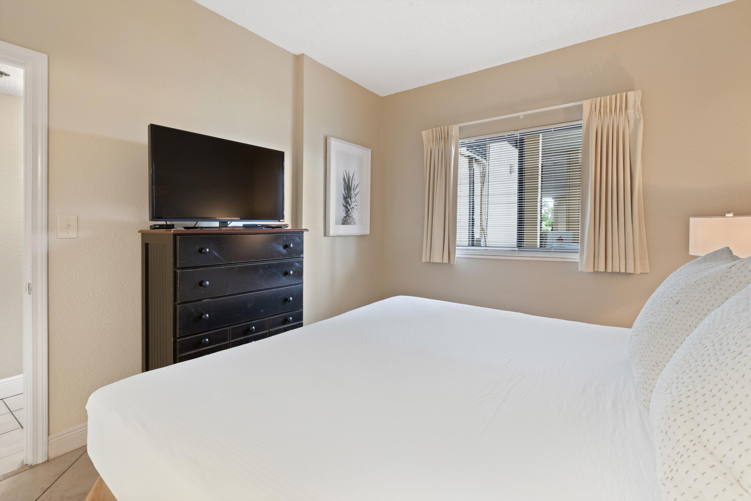 SUNDESTIN INTERNATIONAL CONDO - Residential