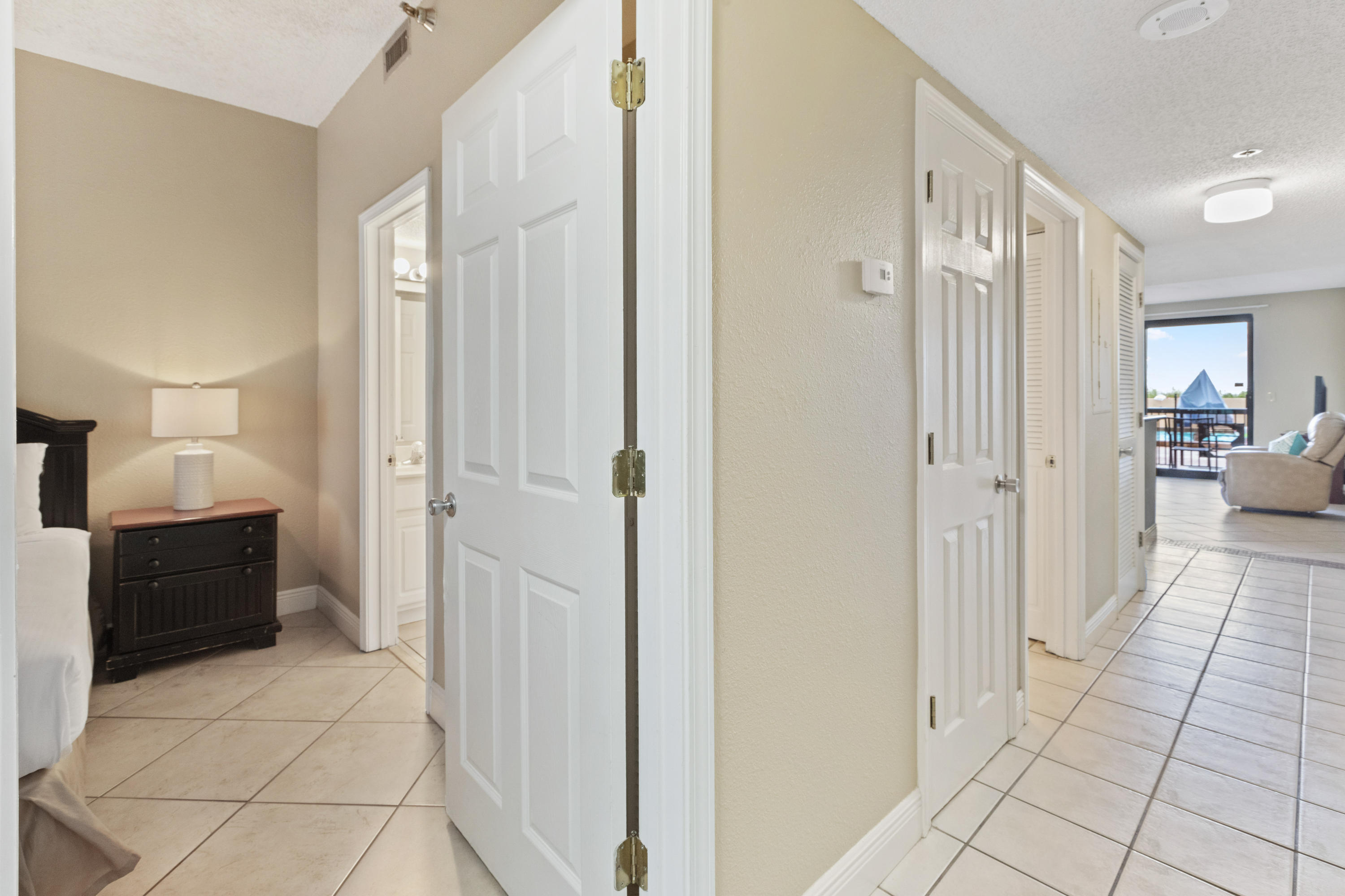 SUNDESTIN INTERNATIONAL CONDO - Residential