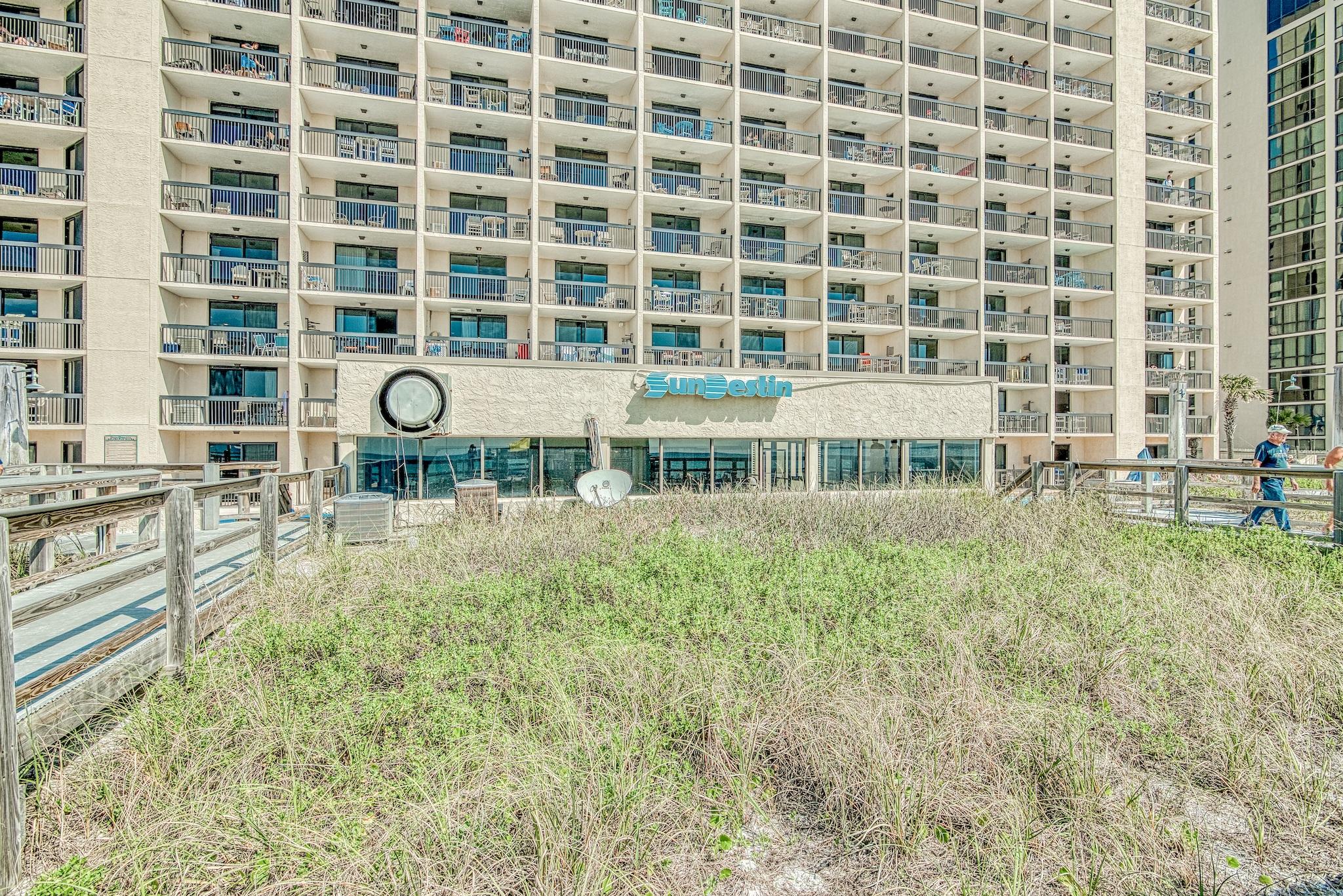 SUNDESTIN INTERNATIONAL CONDO - Residential