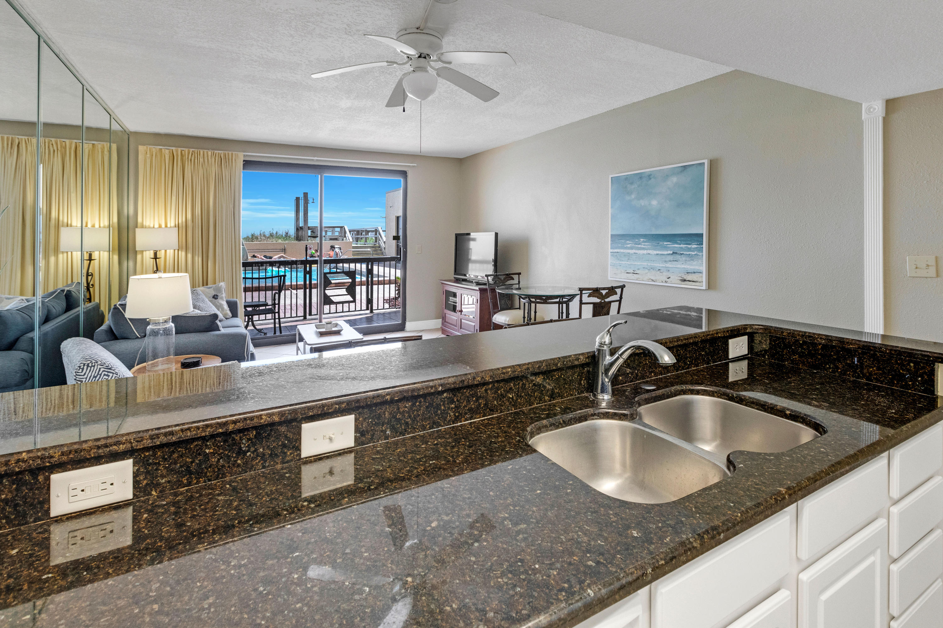 SUNDESTIN INTERNATIONAL CONDO - Residential