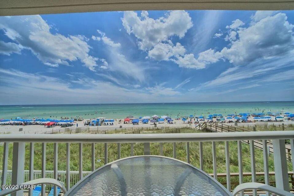 MAJESTIC BEACH TOWERS II - Residential