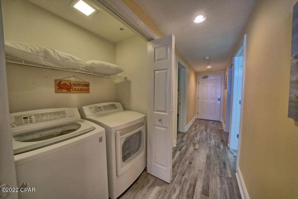 MAJESTIC BEACH TOWERS II - Residential