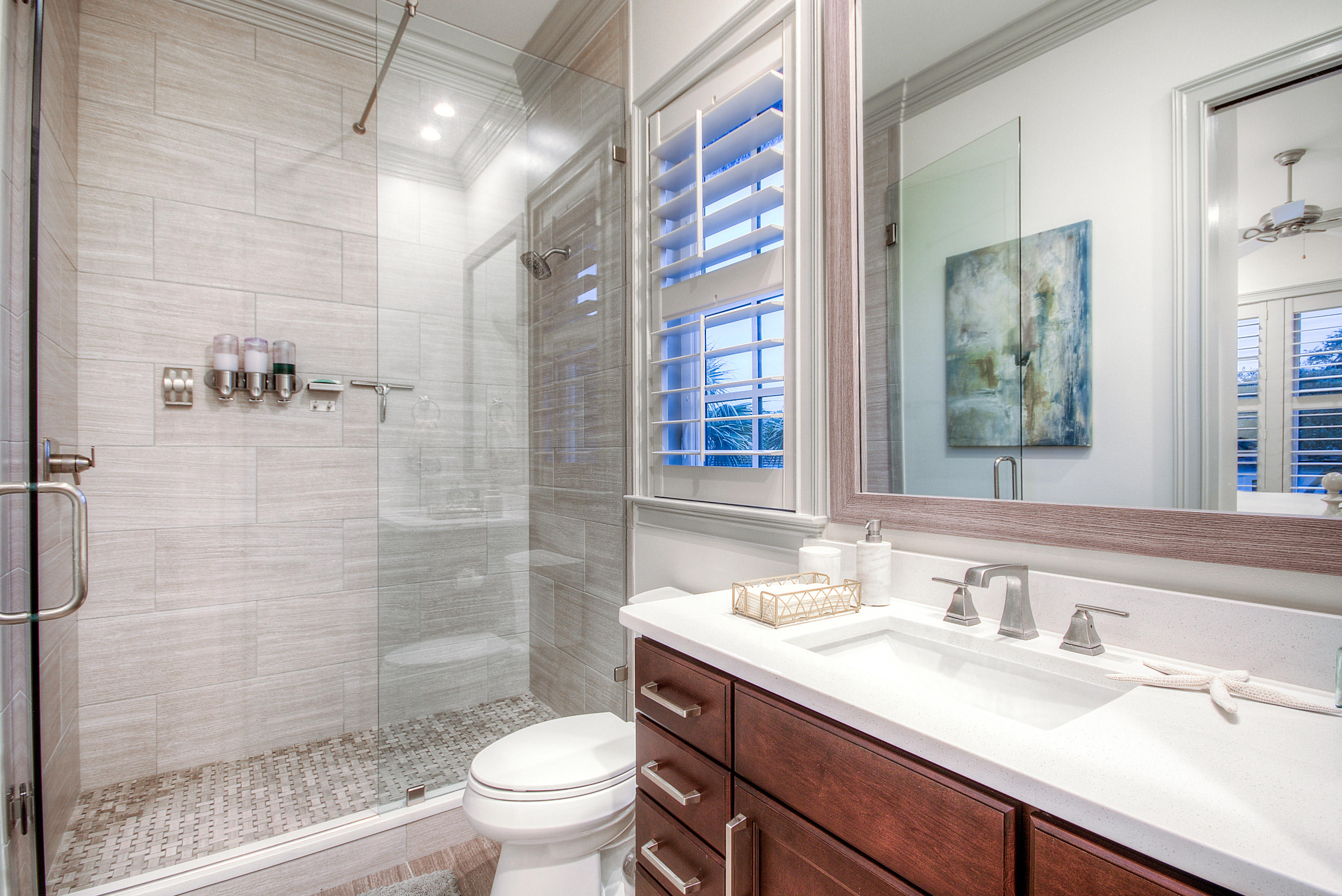 ISLAND ESTATES - Residential