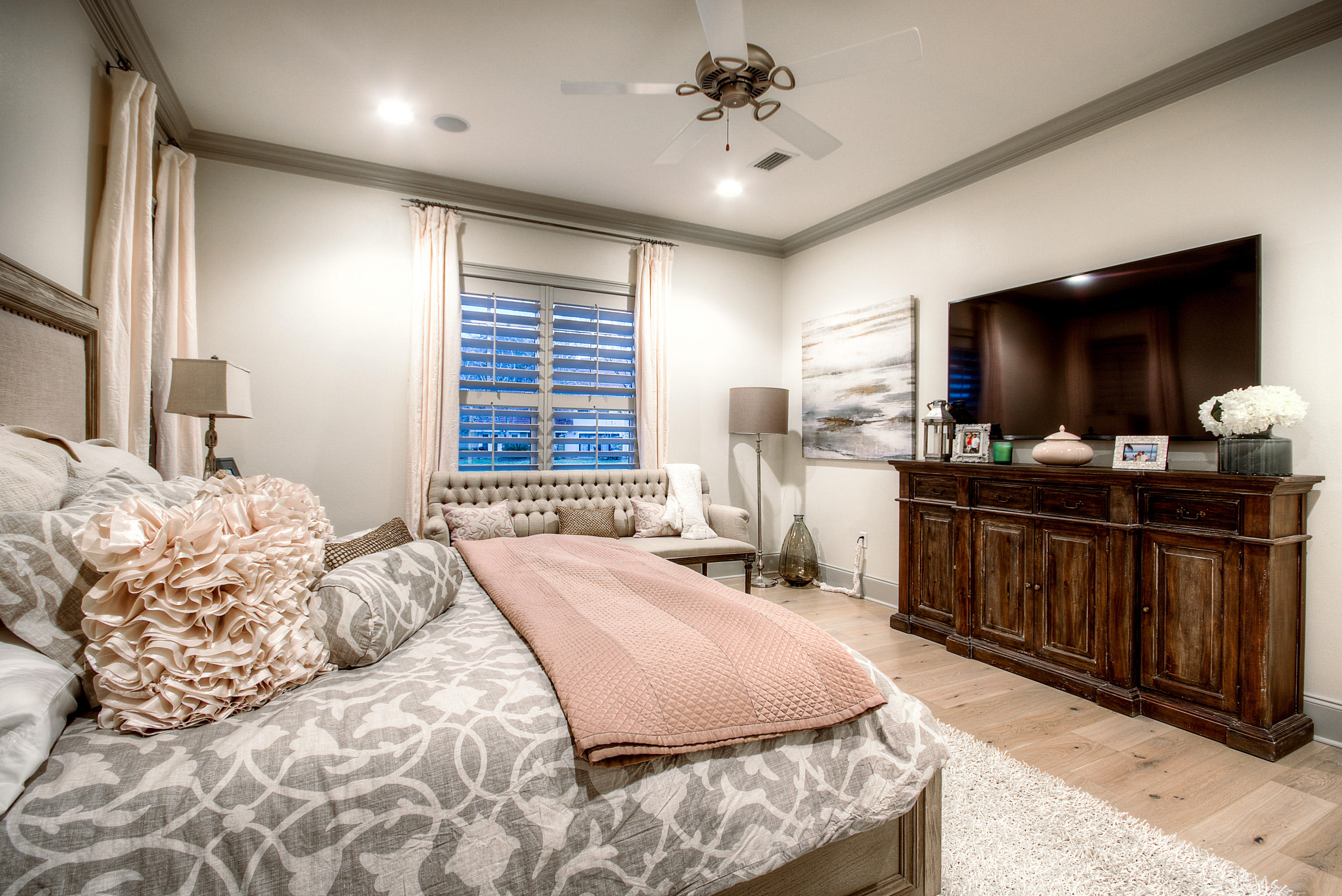 ISLAND ESTATES - Residential