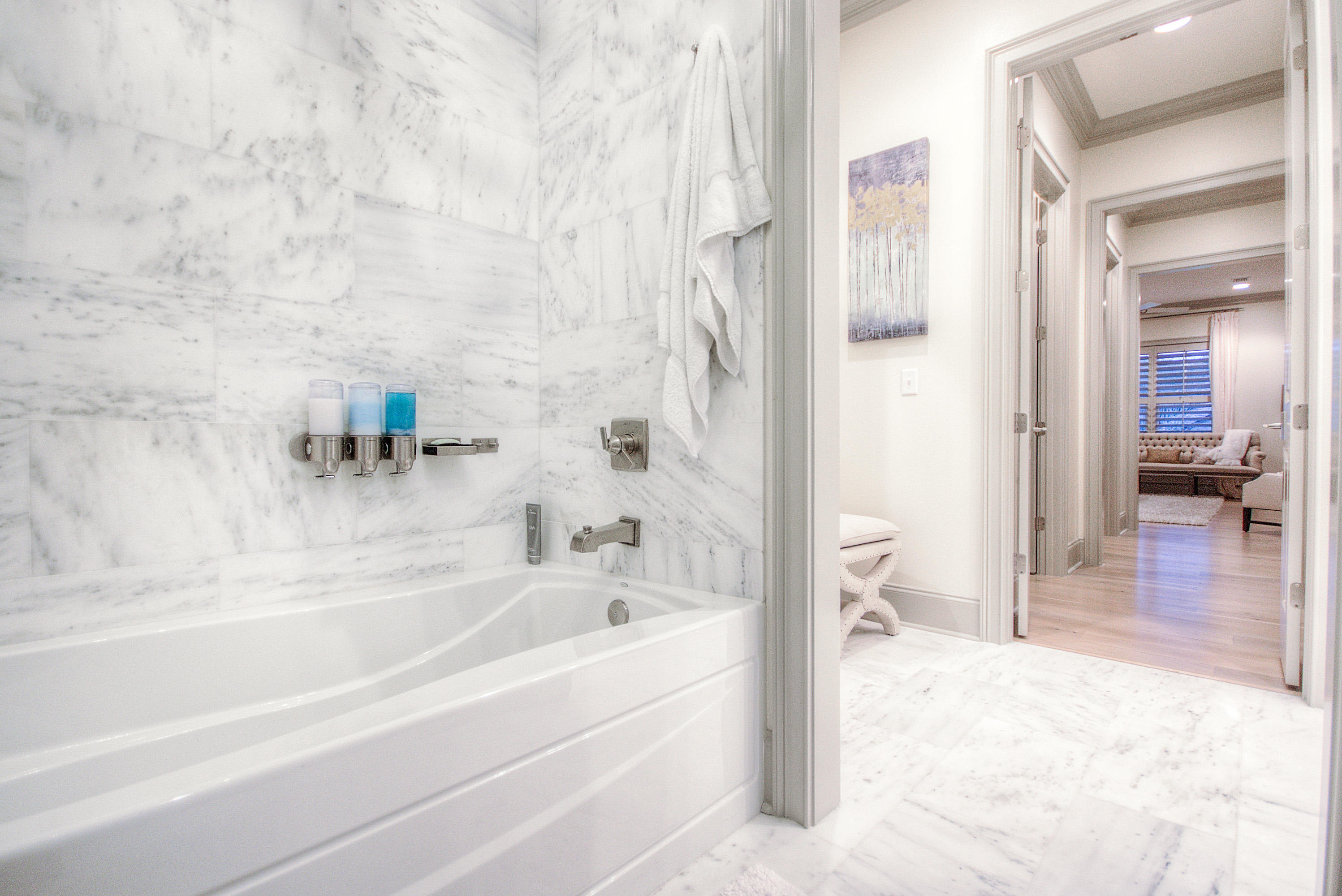 ISLAND ESTATES - Residential