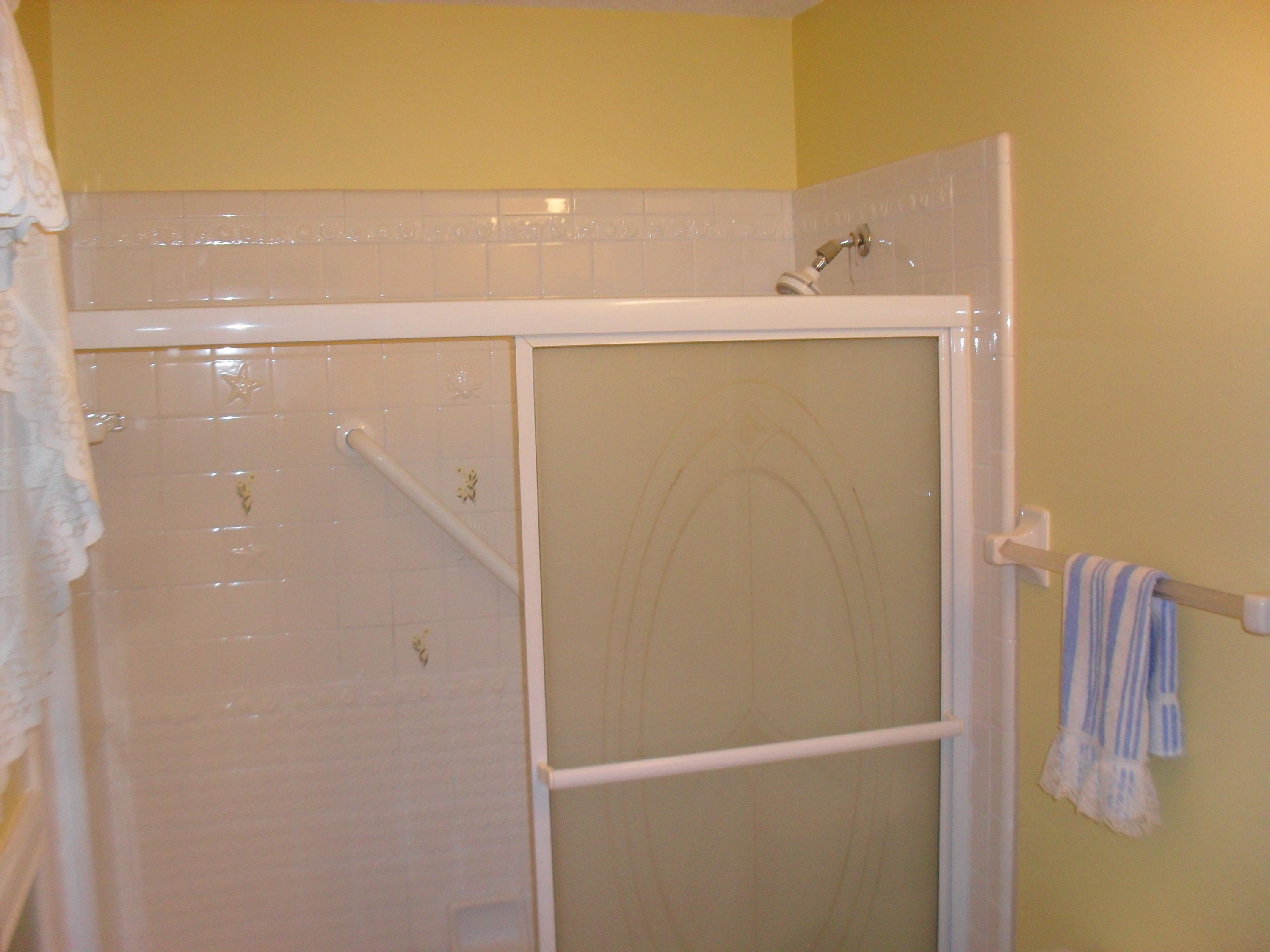 SEASHORE VILLAGE - Residential