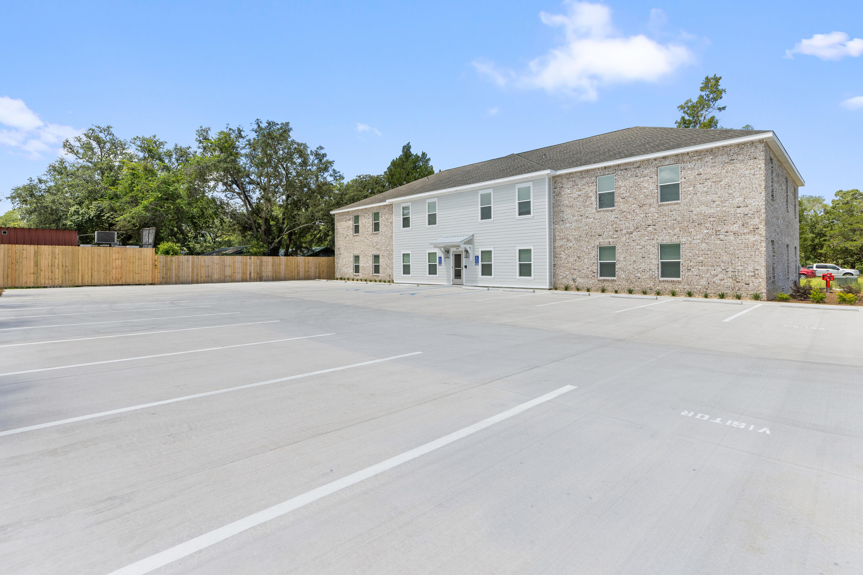 165 South - Residential Lease