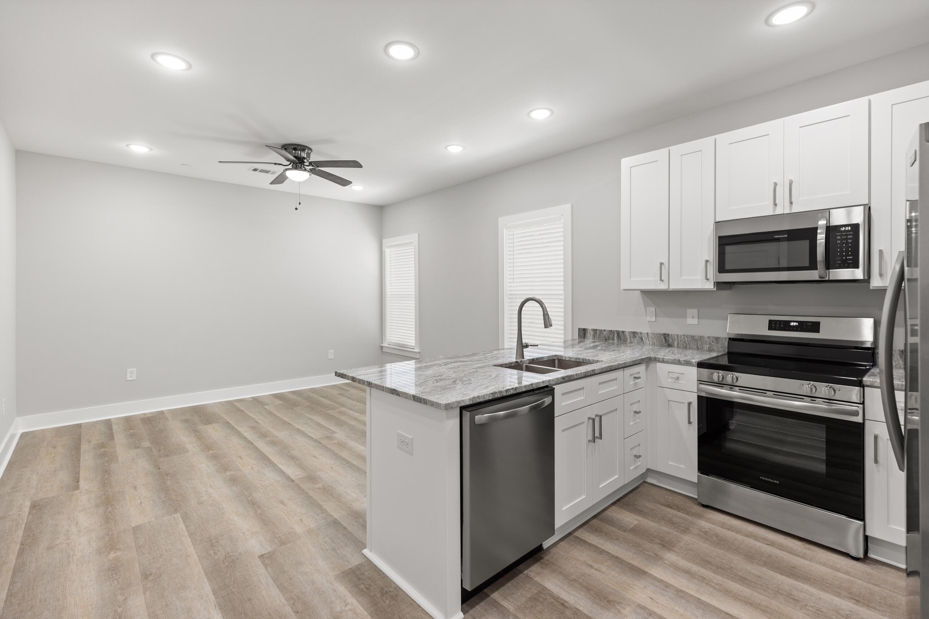 165 South - Residential Lease