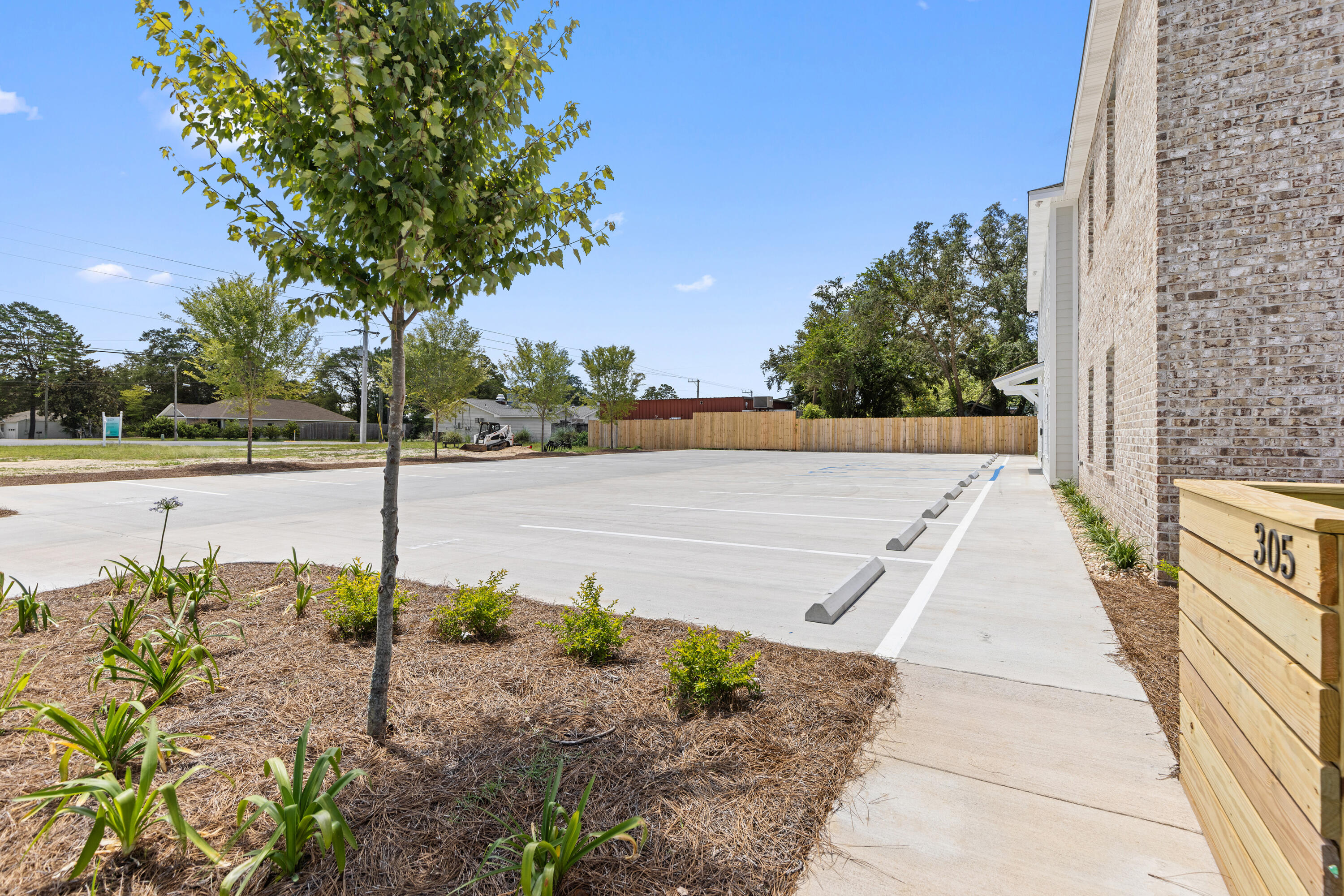 165 South - Residential Lease