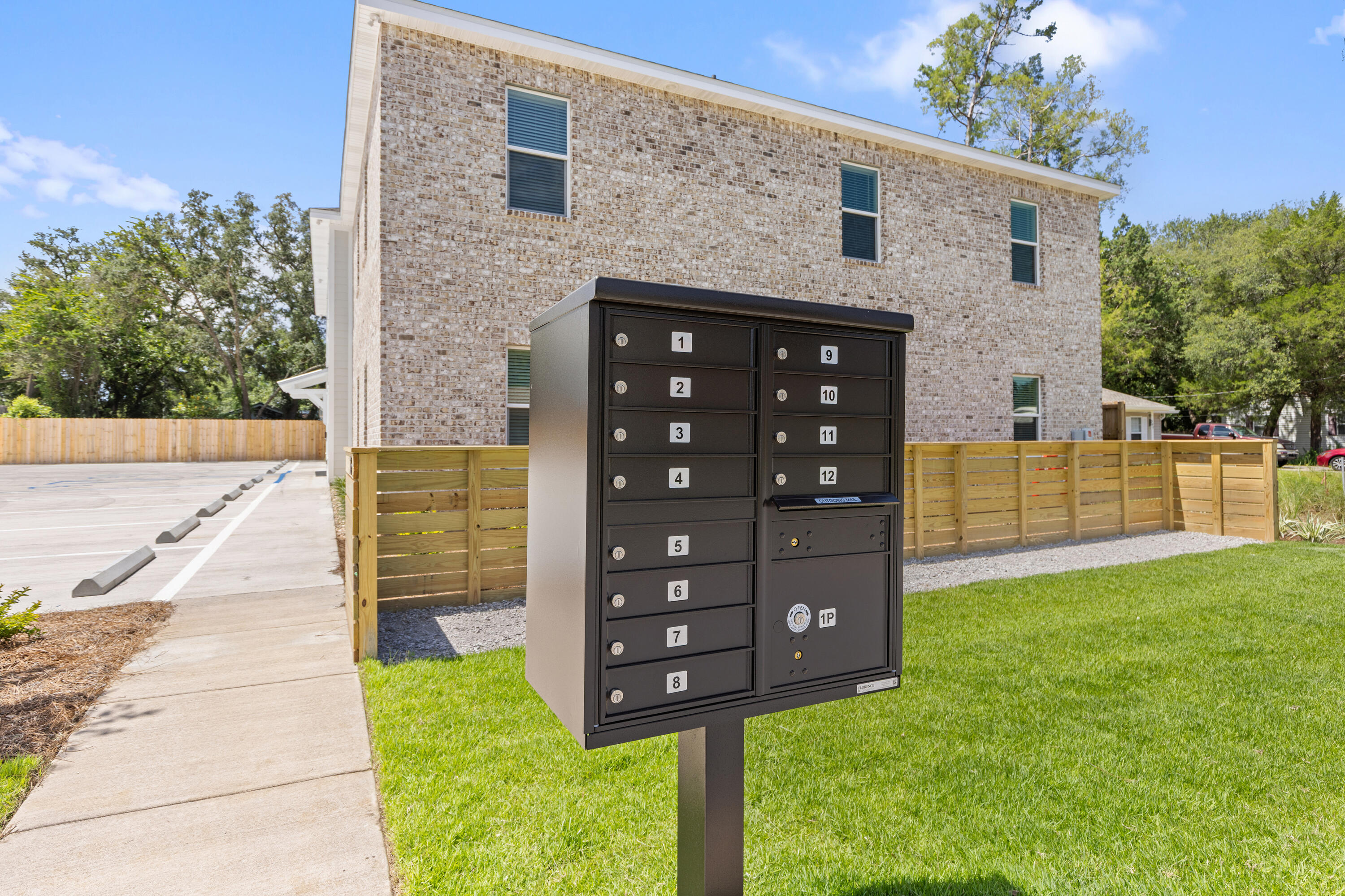 165 South - Residential Lease