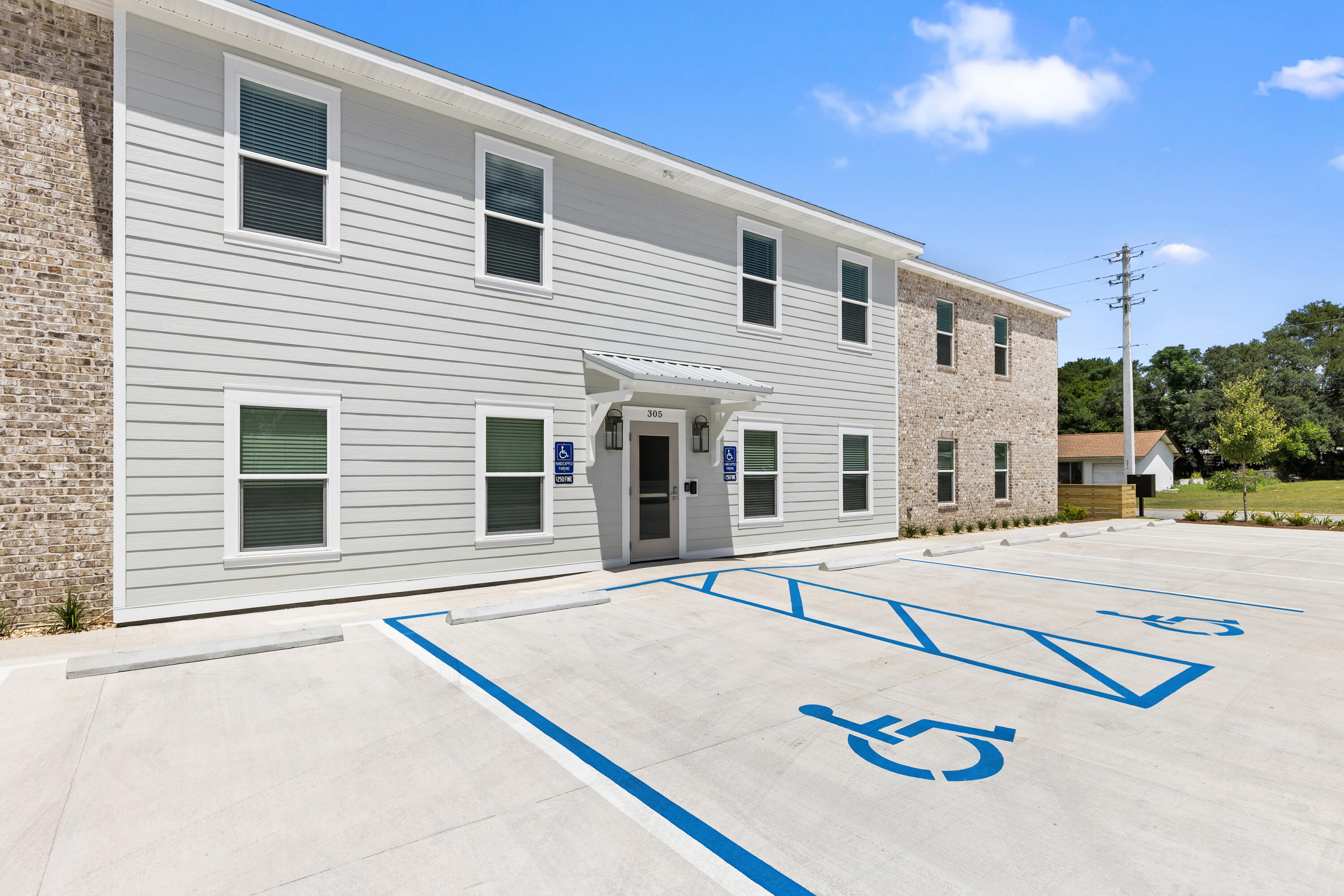 165 South - Residential Lease