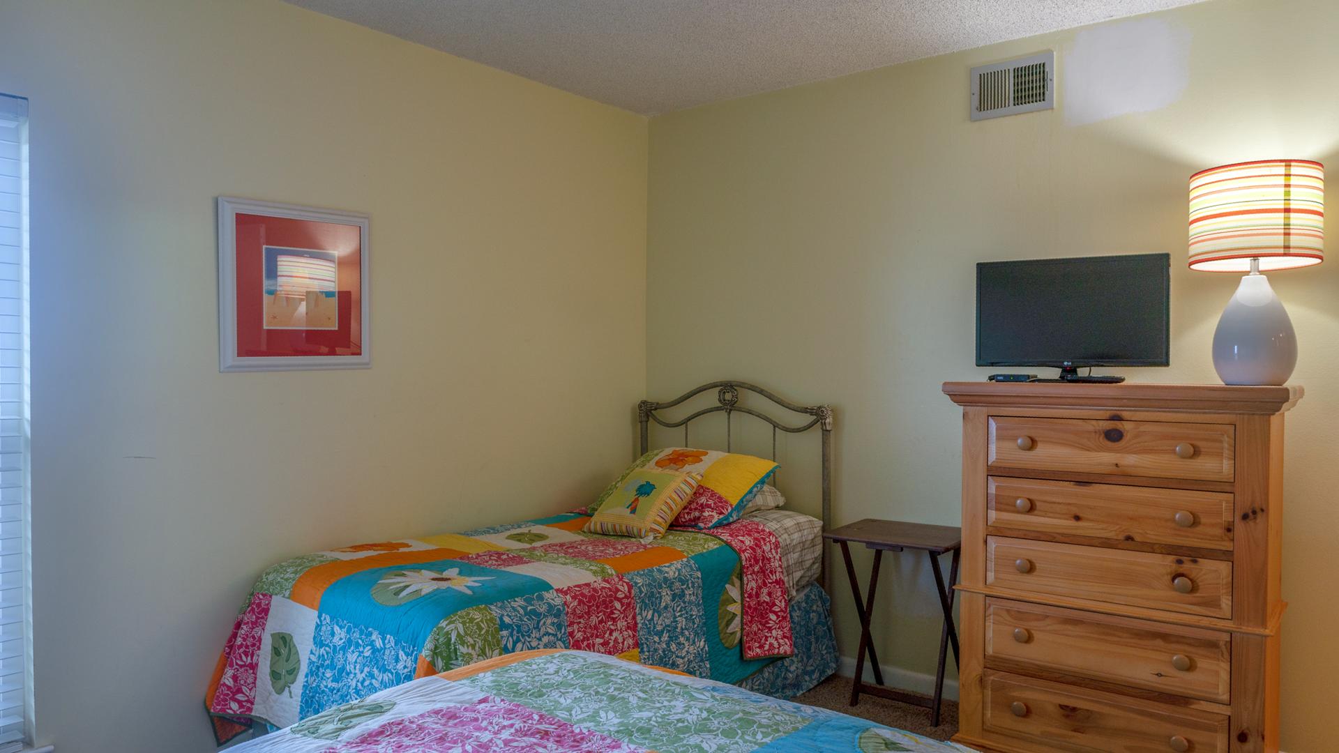 EMERALD ISLE - Residential