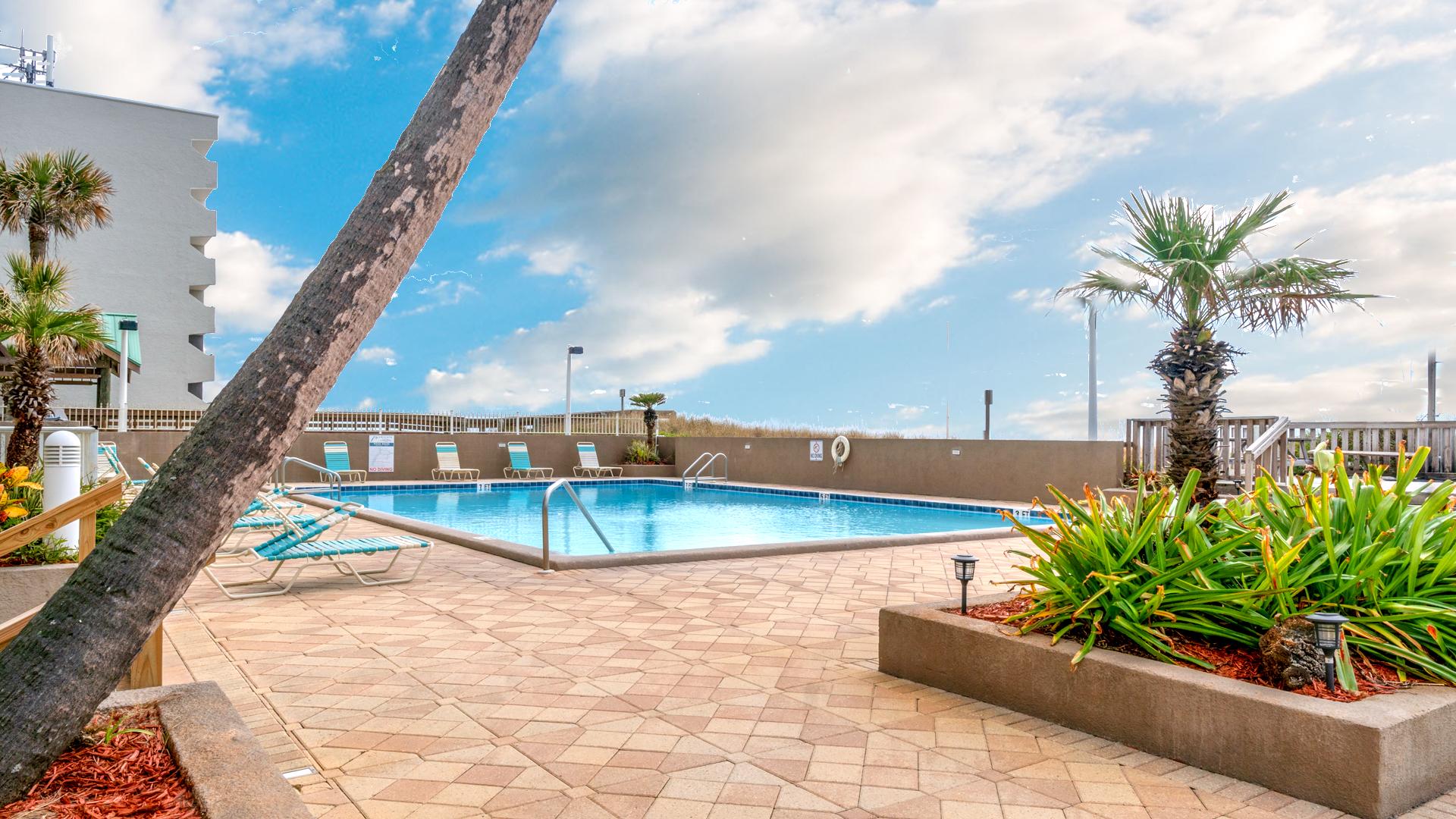 EMERALD ISLE - Residential