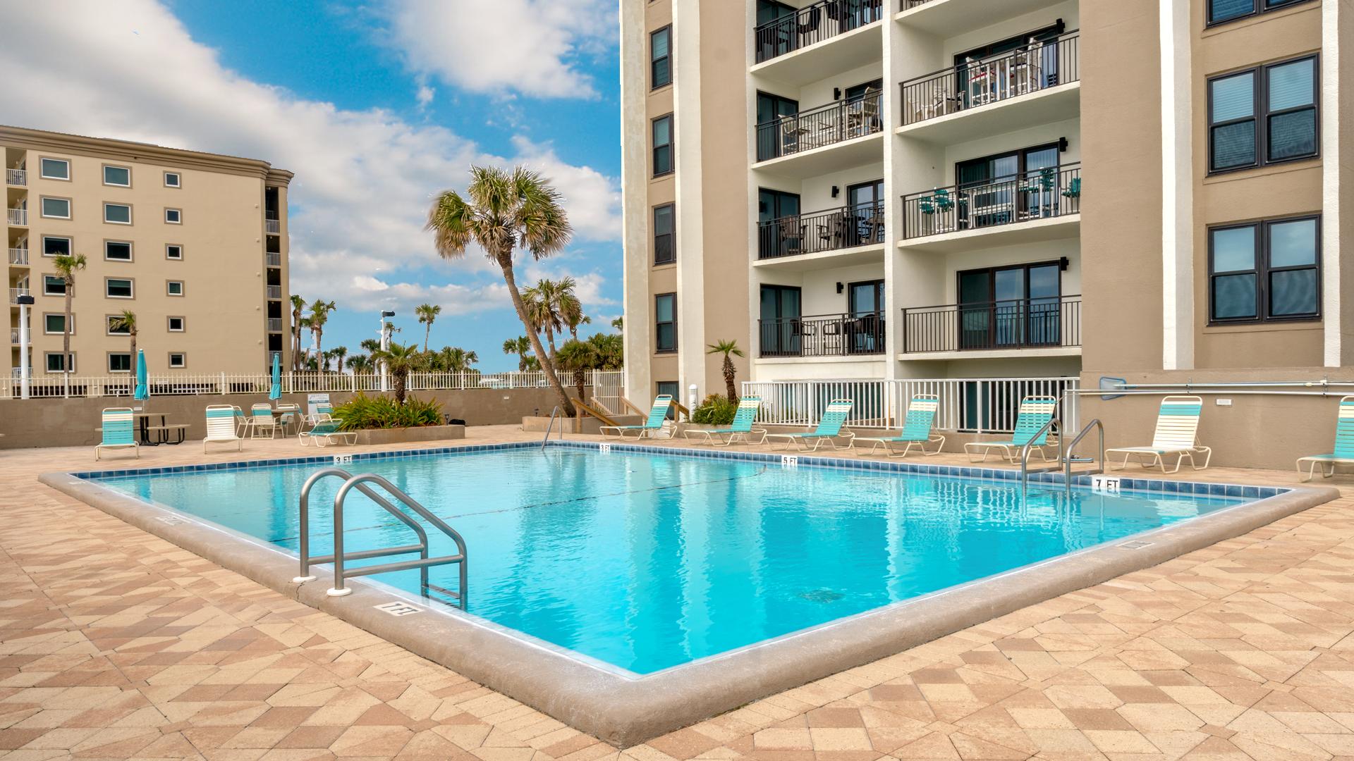 EMERALD ISLE - Residential